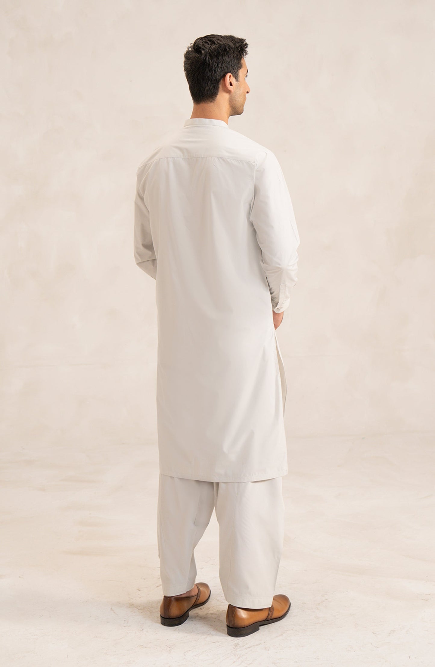 Men's 2 Piece Round Band Collar Suit