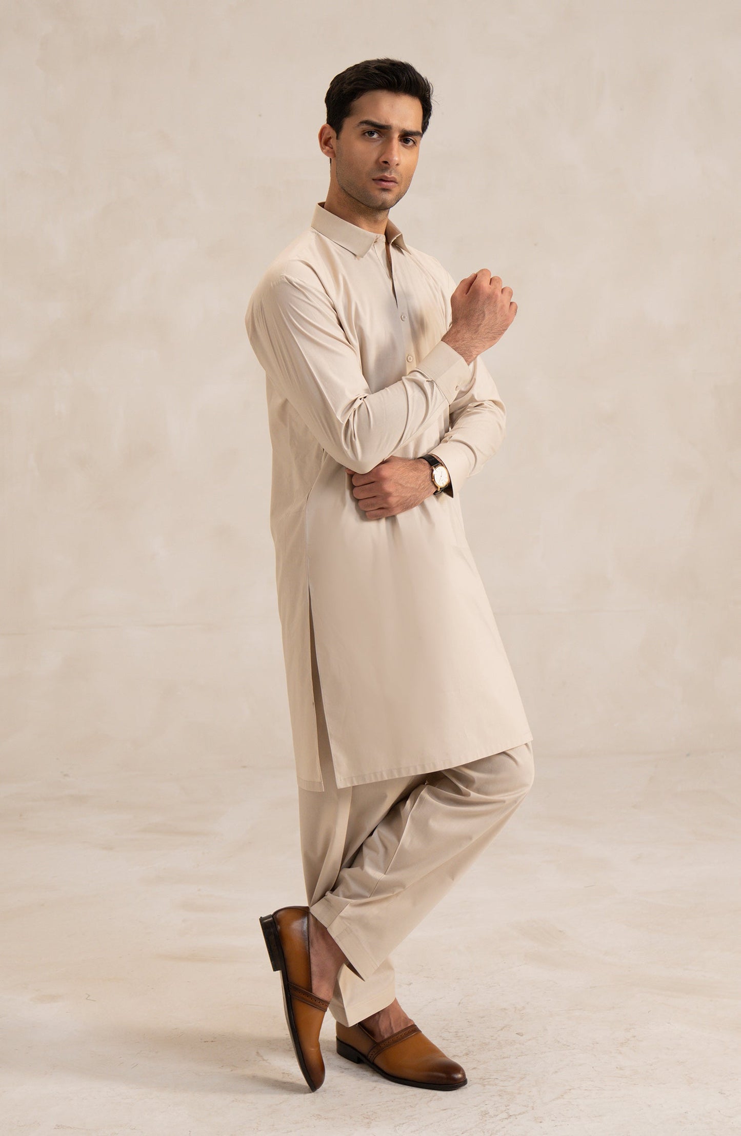 Men's Band Collar Suit - Shop Now at Shahnameh