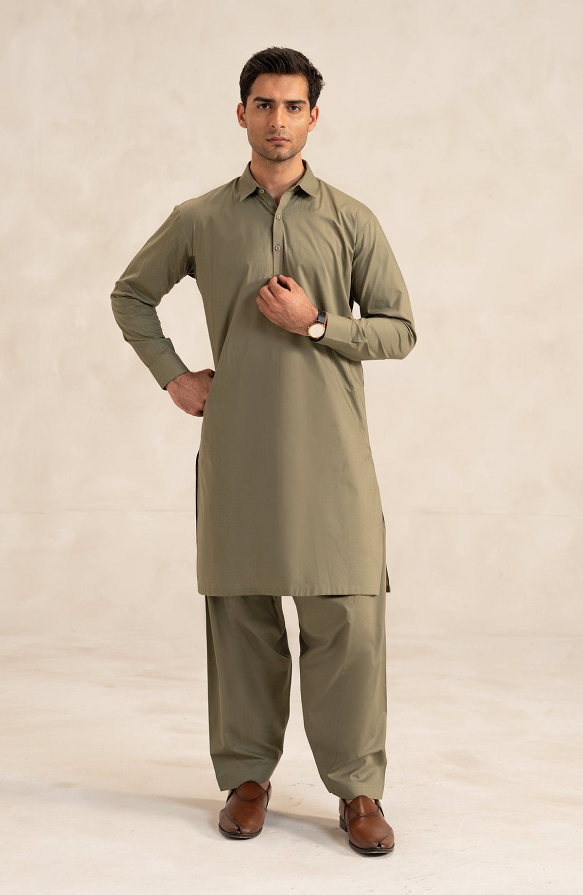 Men's Band Collar Suit - Shop Now at Shahnameh