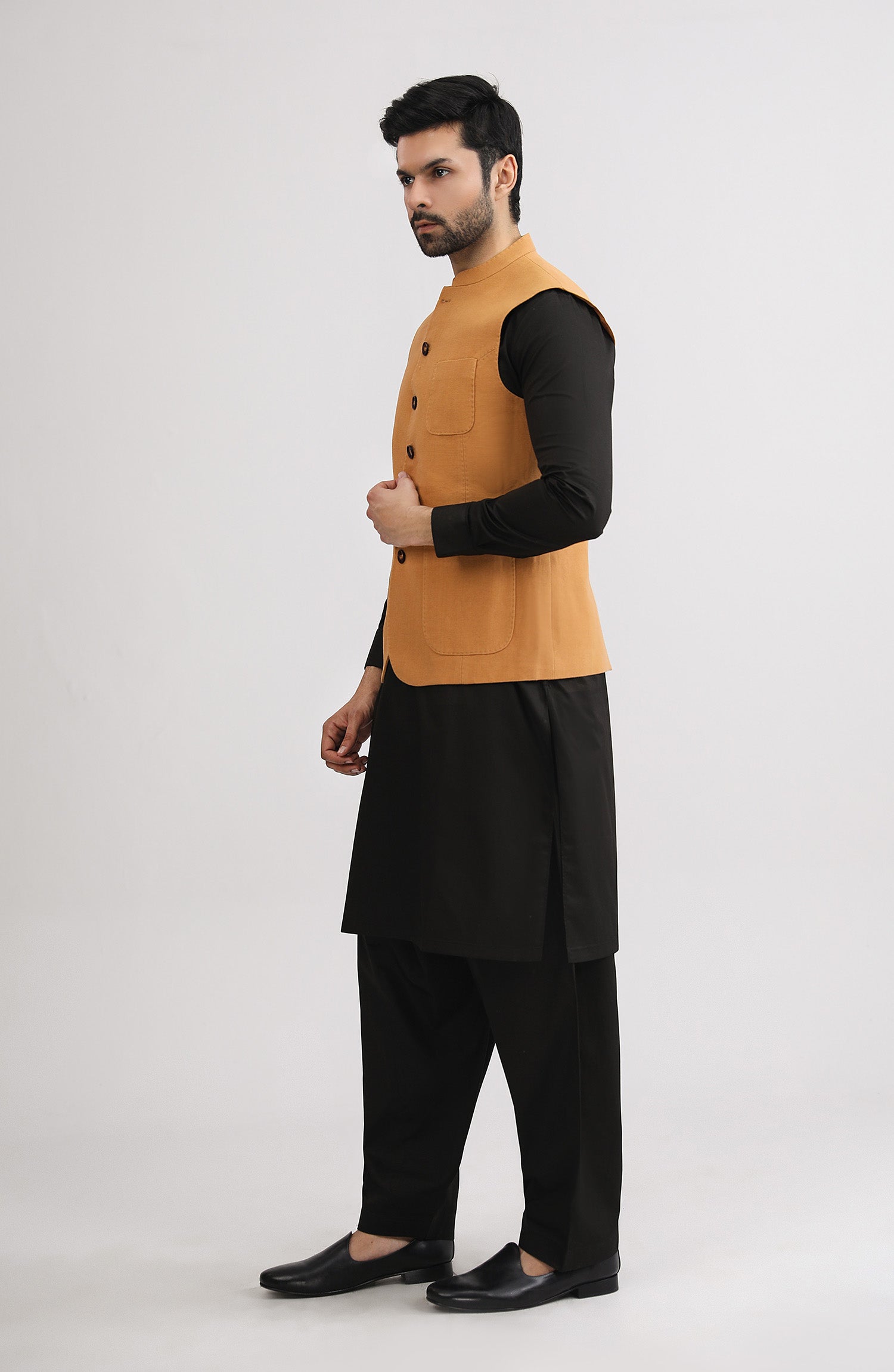 Basic Waistcoat - SMWC402425 - Shop Now at Shahnameh