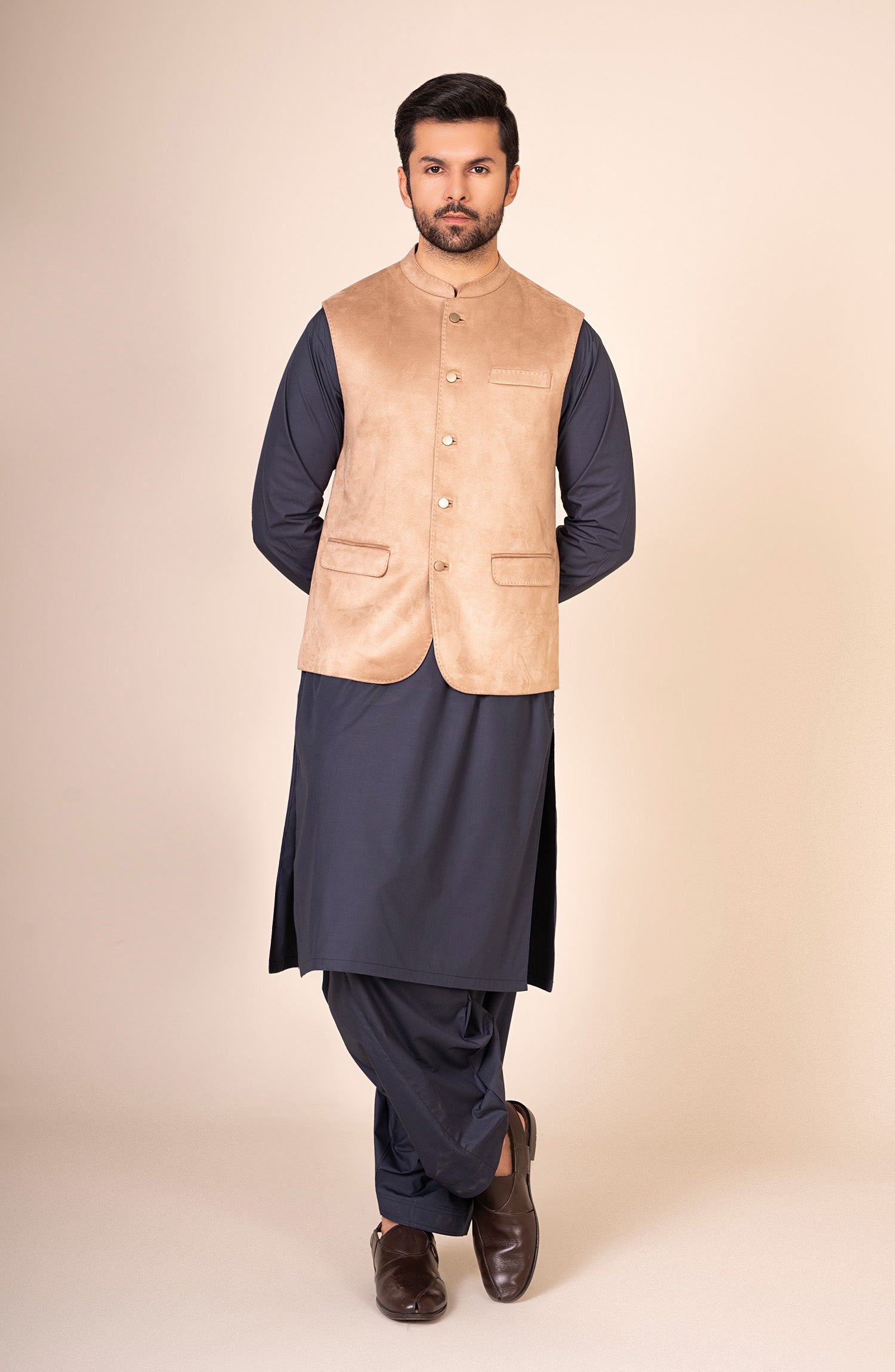 Basic Waistcoat - SMWC403C425 - Shop Now at Shahnameh