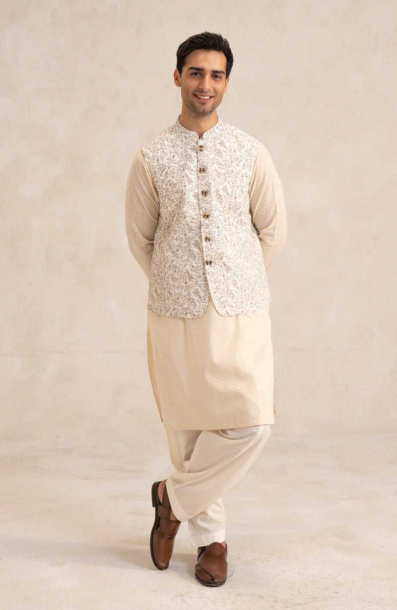 Men Embroidered Waistcoat - Shop Now at Shahnameh