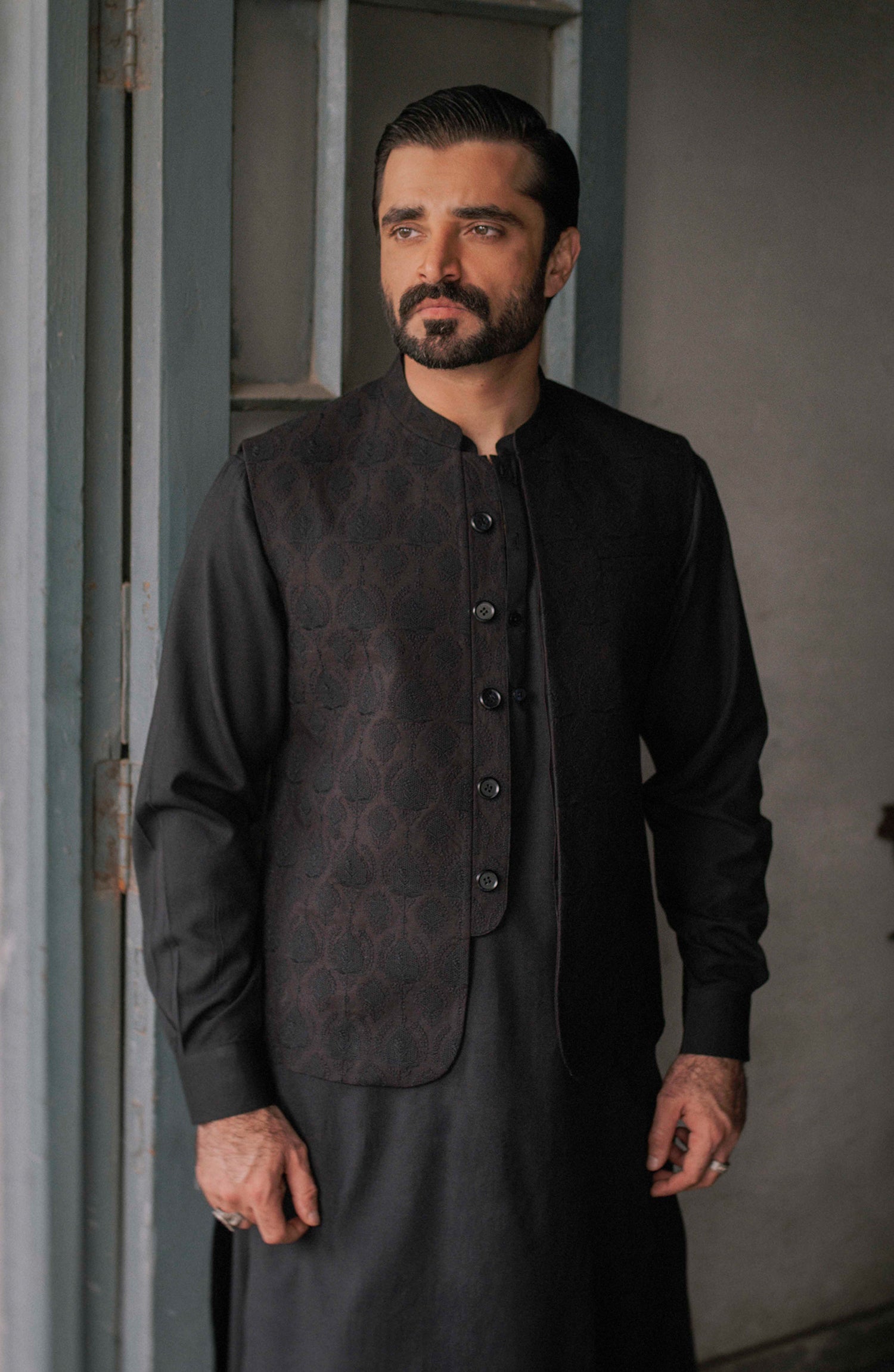 Men's  Waistcoat - Shop Now at Shahnameh