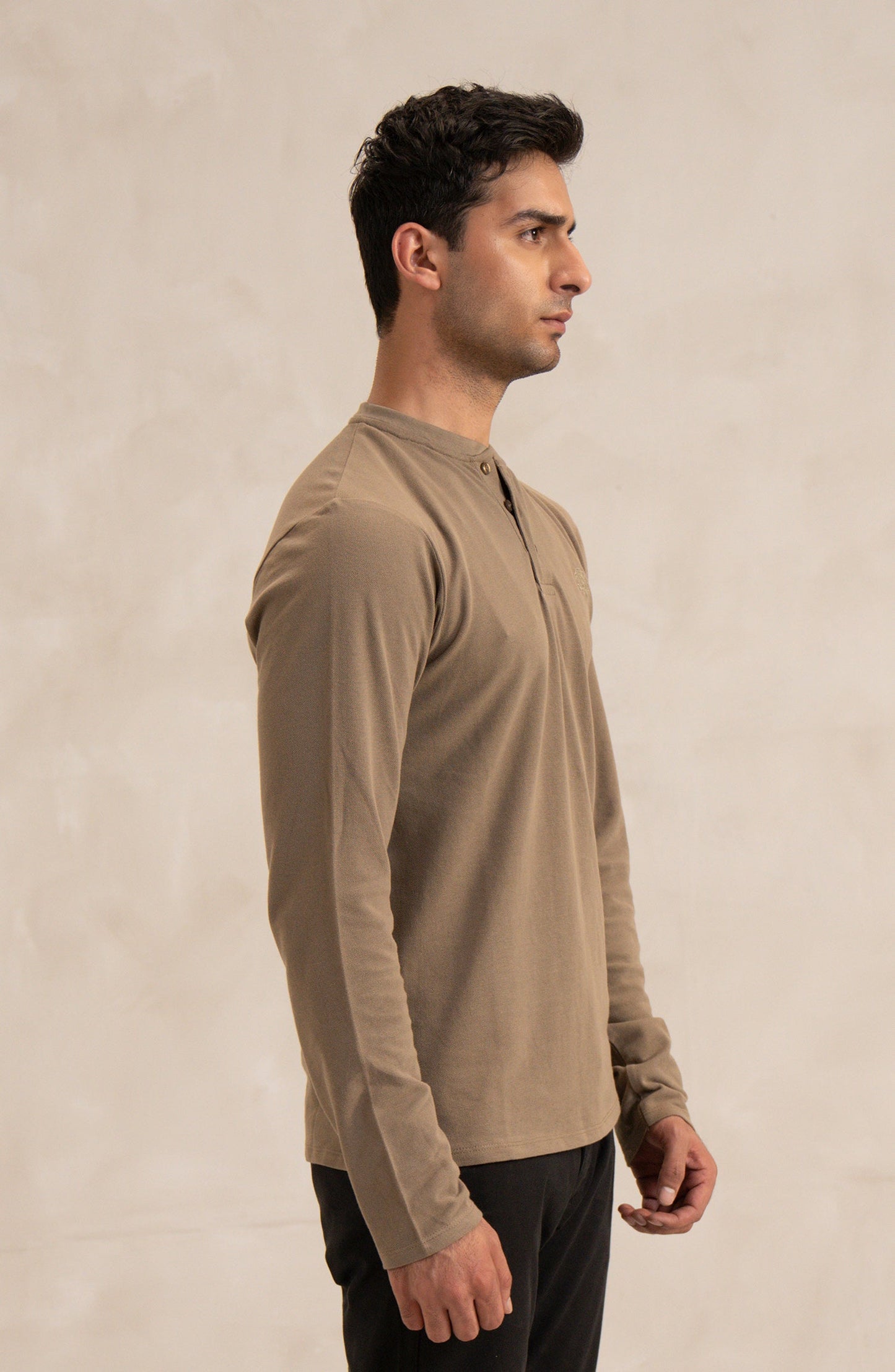 Men's Pique Henley In Green