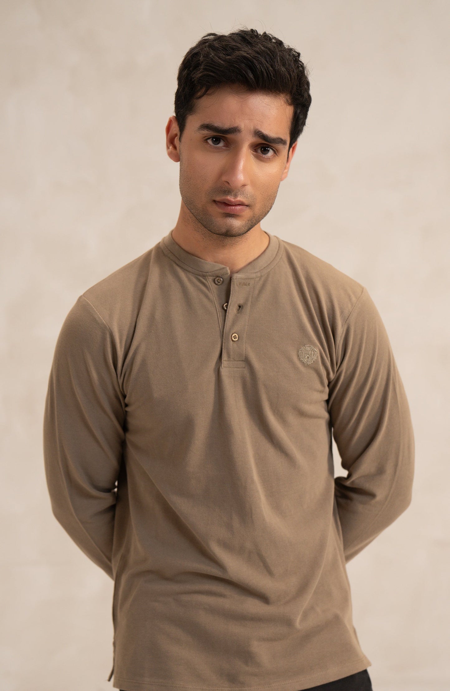 Men's Pique Henley In Green