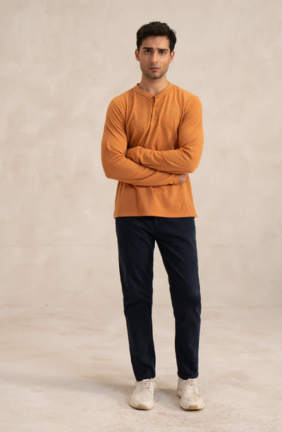 Men's Pique Henley In Rust