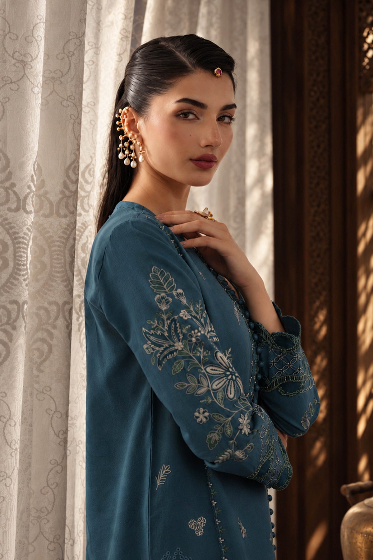 KHADDAR | EMBROIDERED