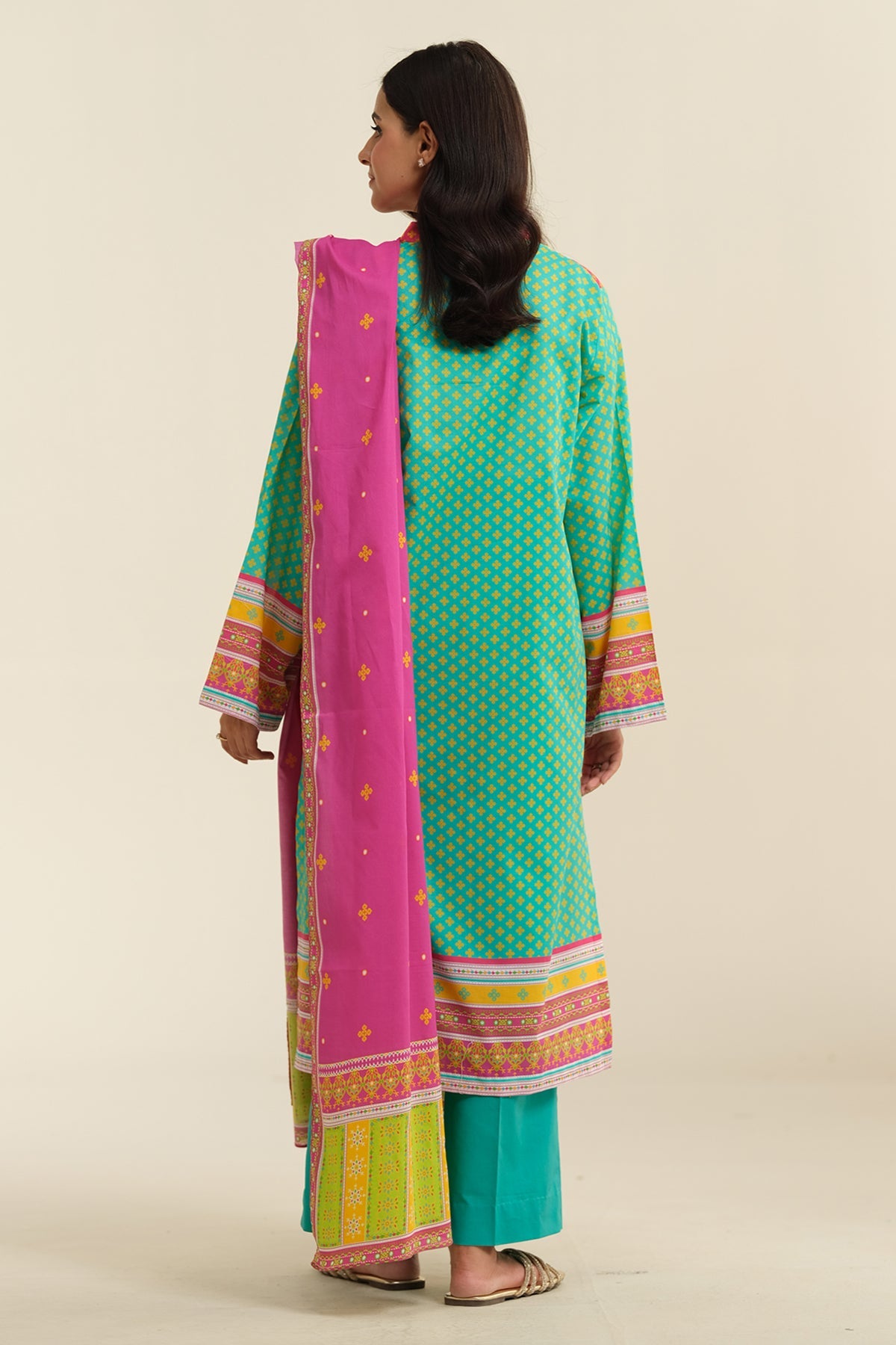 3 Piece - Printed Lawn Suit - X6223 - Shop Now at Kayseria