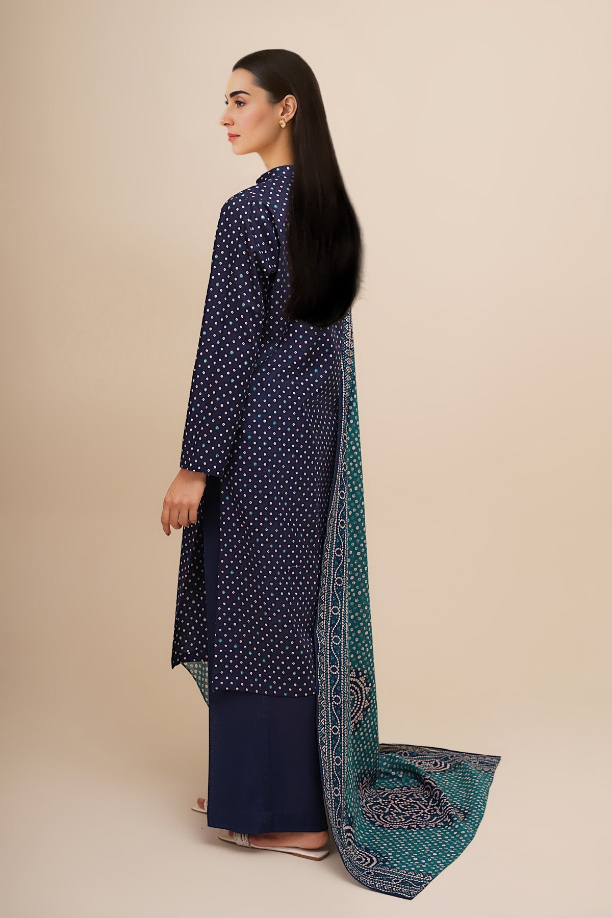 3 Piece - Printed Khaddar Suit - X7105 - Shop Now at Kayseria