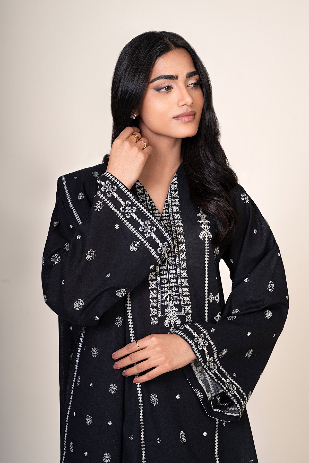 3 Piece - Printed Khaddar Suit - X7111 - Shop Now at Kayseria