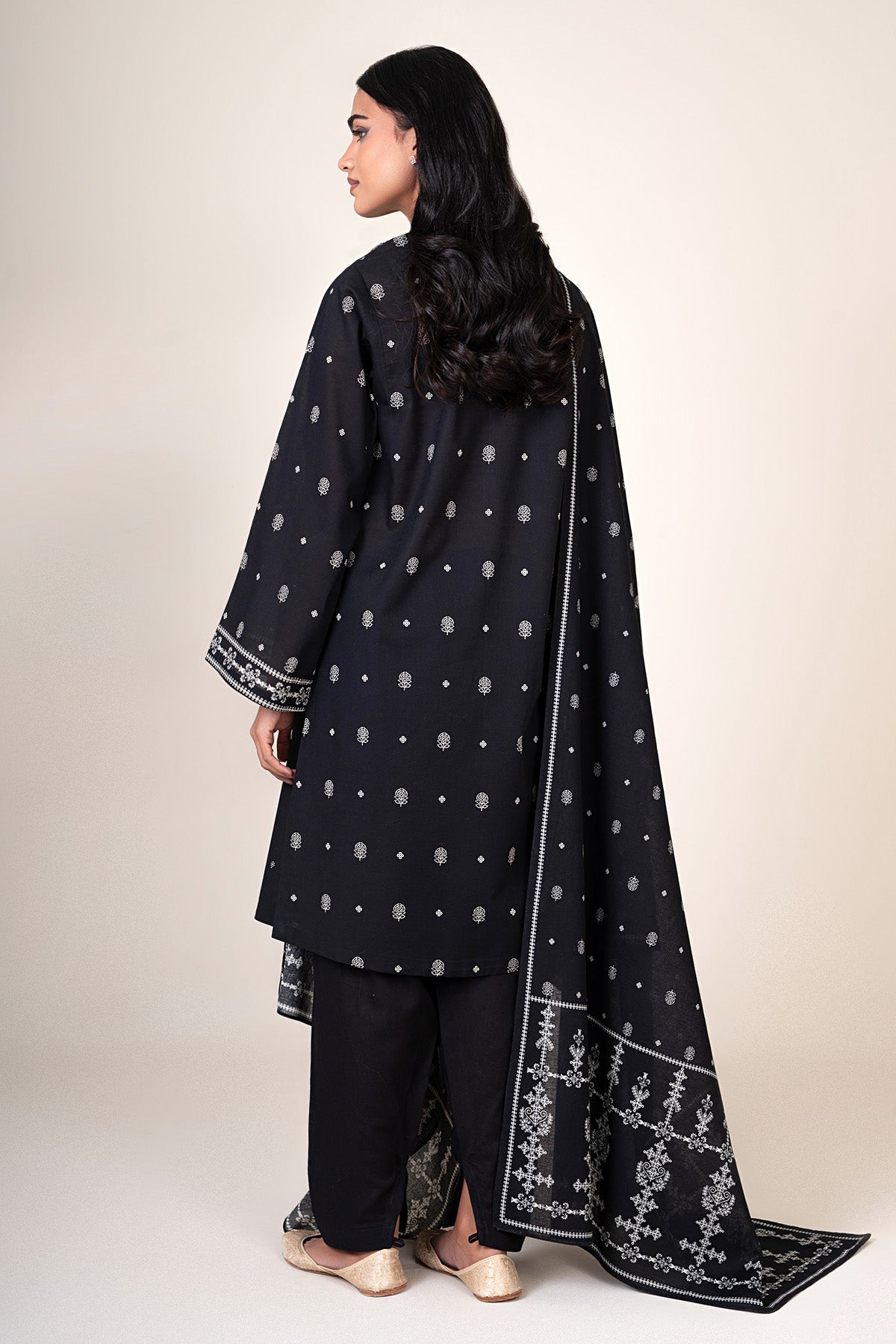 3 Piece - Printed Khaddar Suit - X7111 - Shop Now at Kayseria