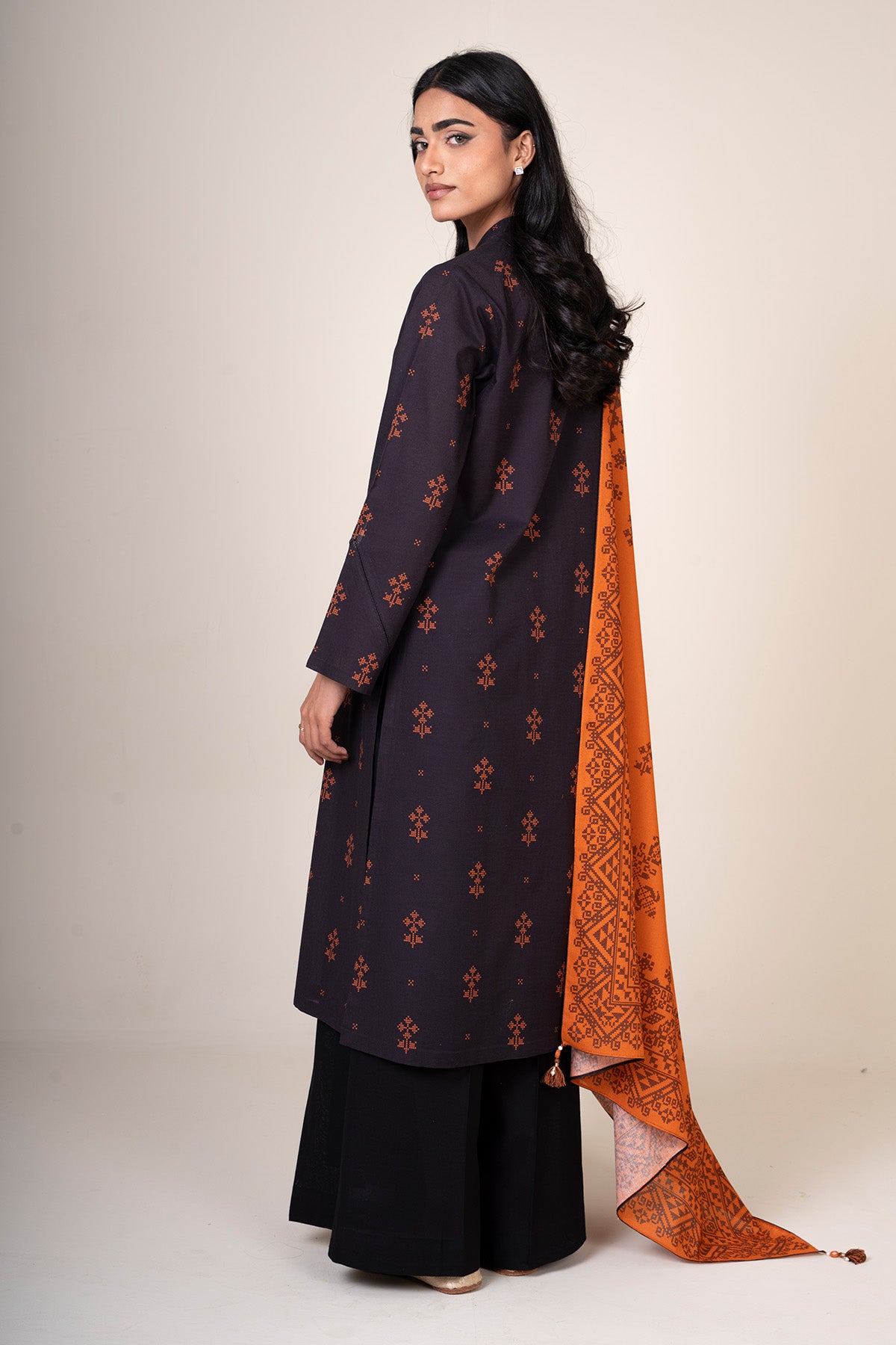 3 Piece - Printed Khaddar Suit - X7112 - Shop Now at Kayseria