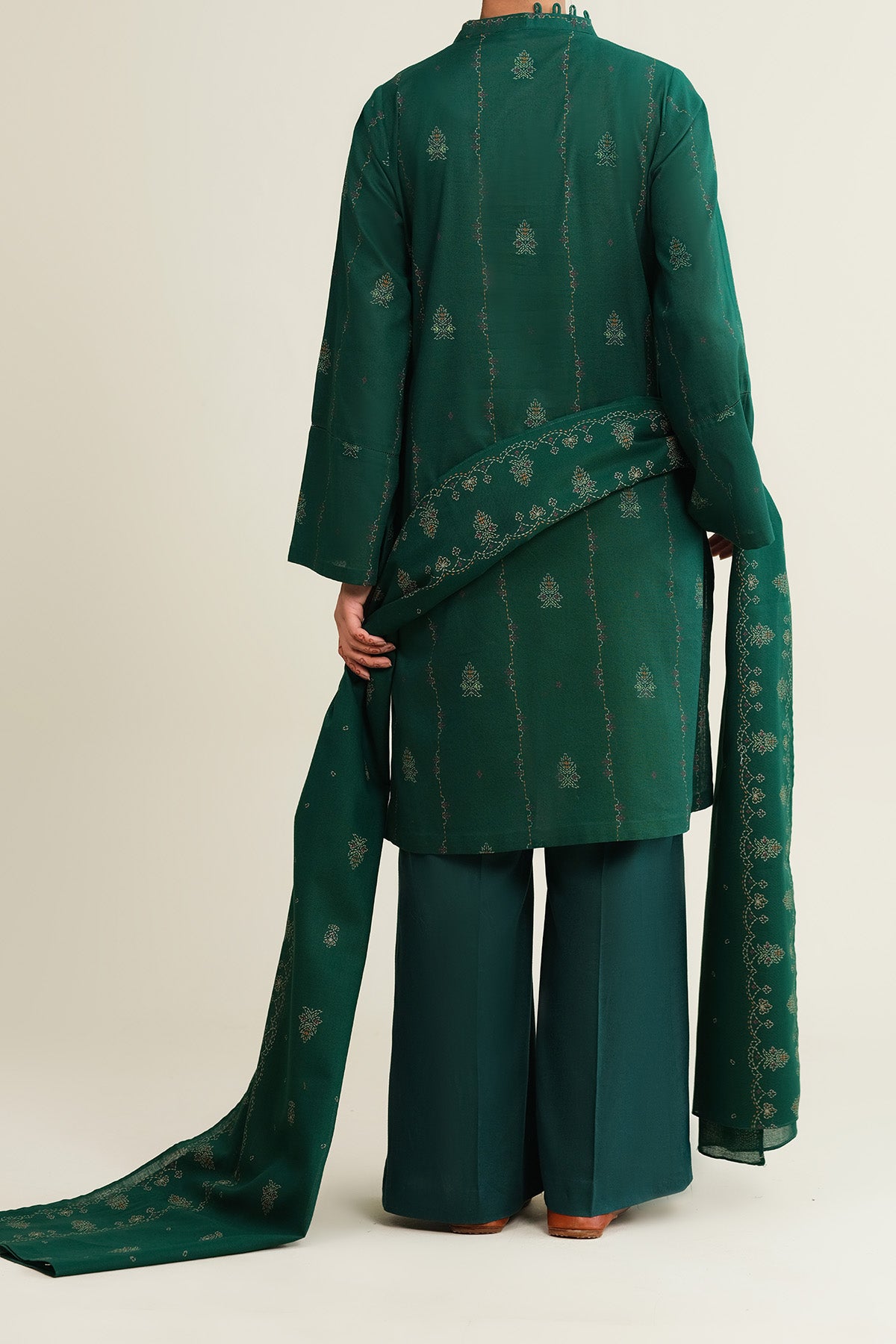 3 Piece - Printed Khaddar Suit - X7114 - Shop Now at Kayseria