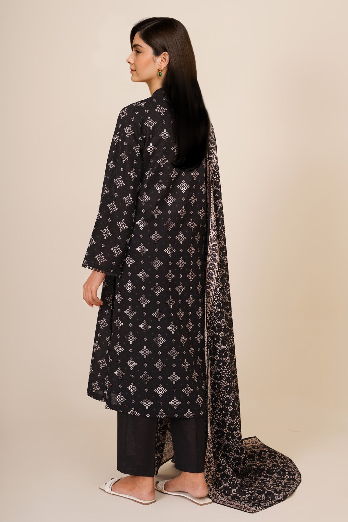 3 Piece - Printed Khaddar Suit - X7127 - Shop Now at Kayseria