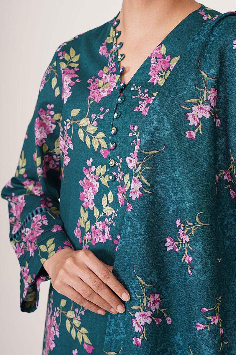 3 Piece - Printed Khaddar Suit - X7137 - Shop Now at Kayseria