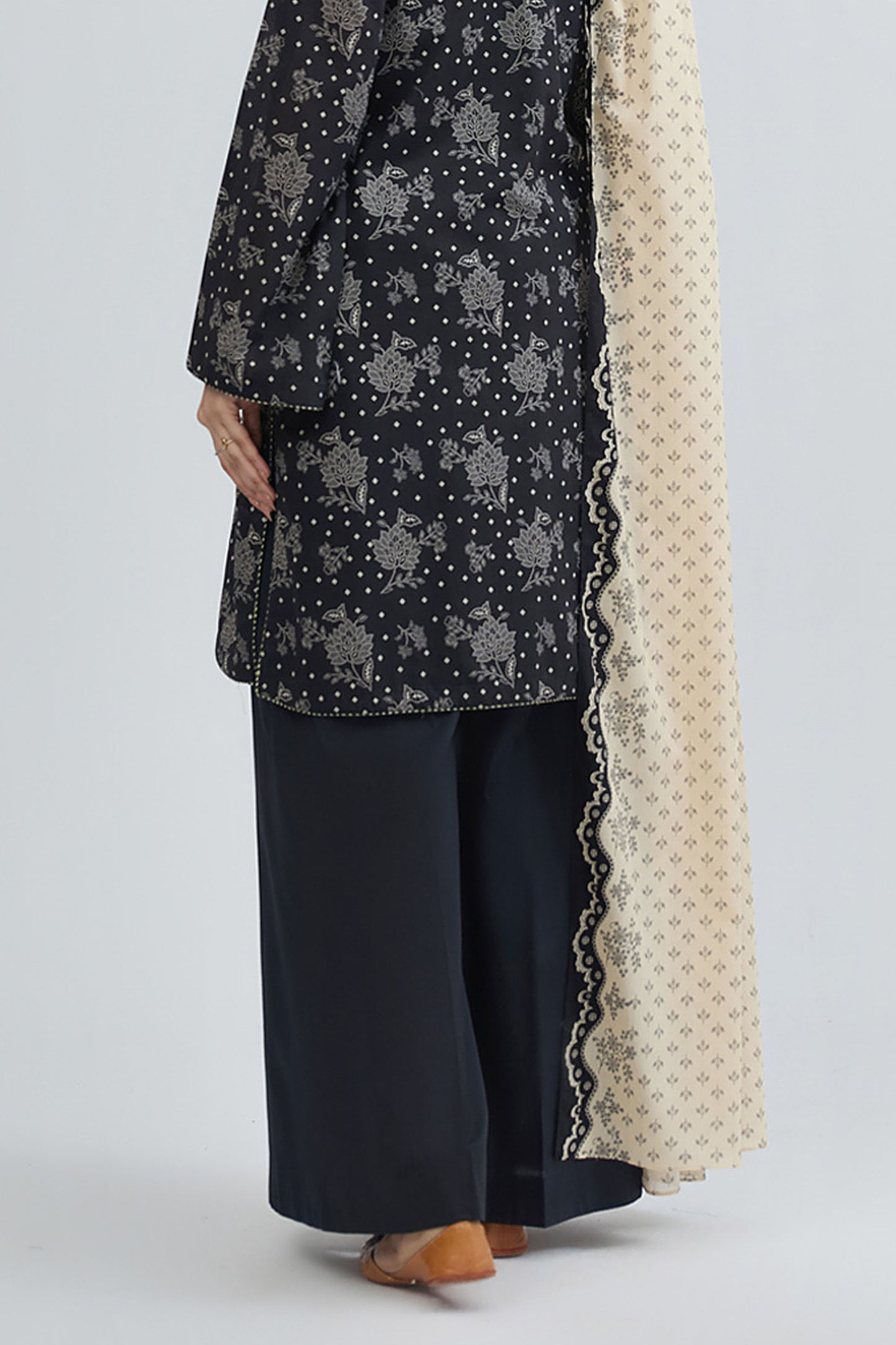 LAWN | PRINTED