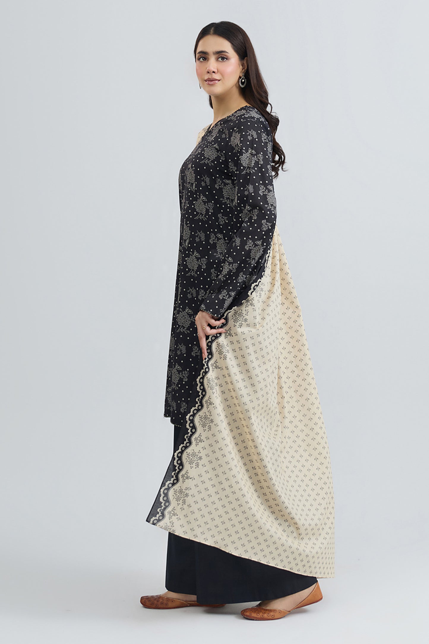 LAWN | PRINTED