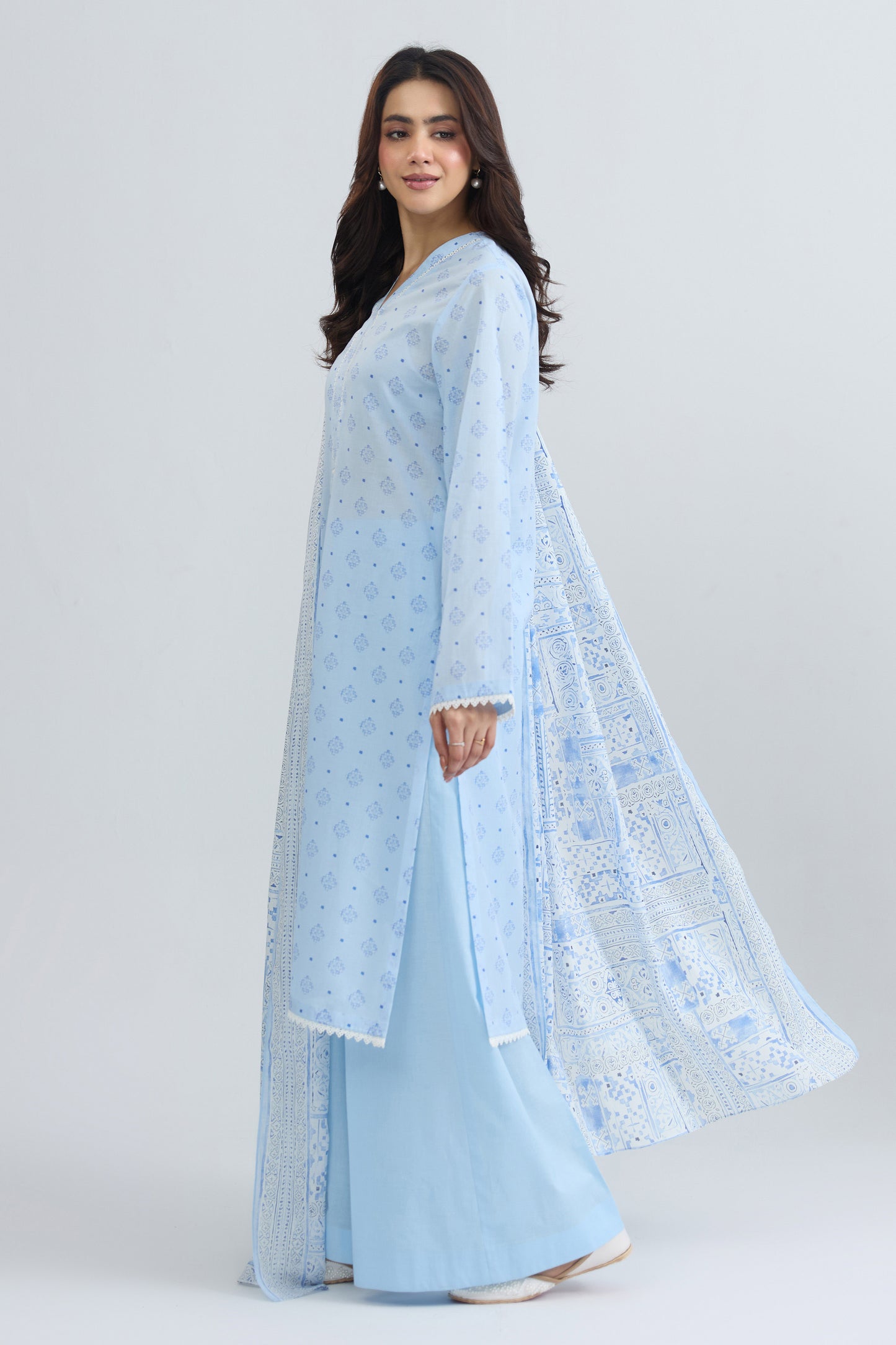 LAWN | EMBROIDERED