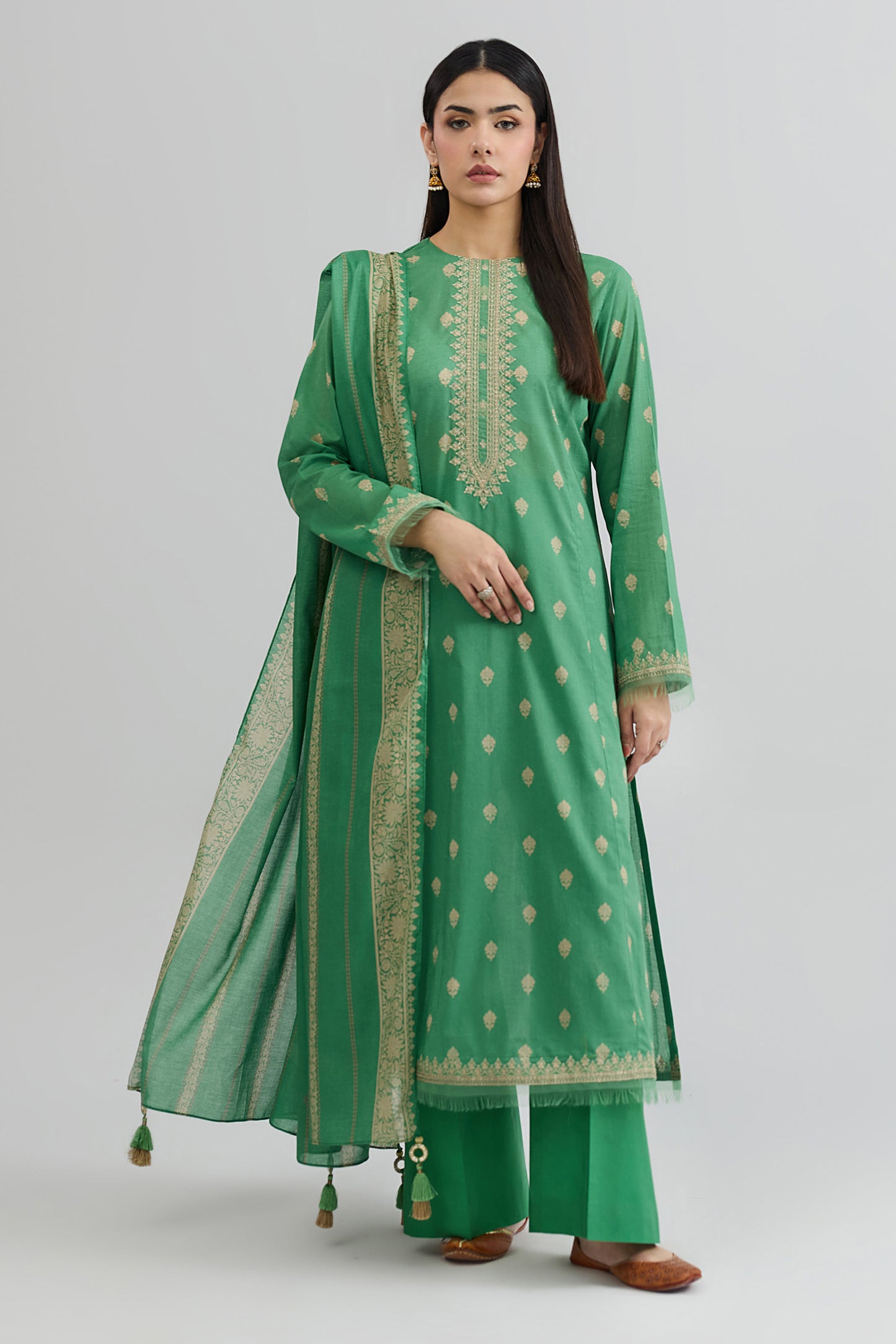 LAWN | EMBROIDERED