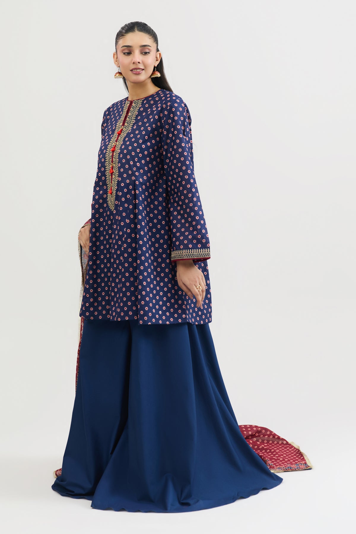LAWN | EMBROIDERED - Shop Now at Kayseria
