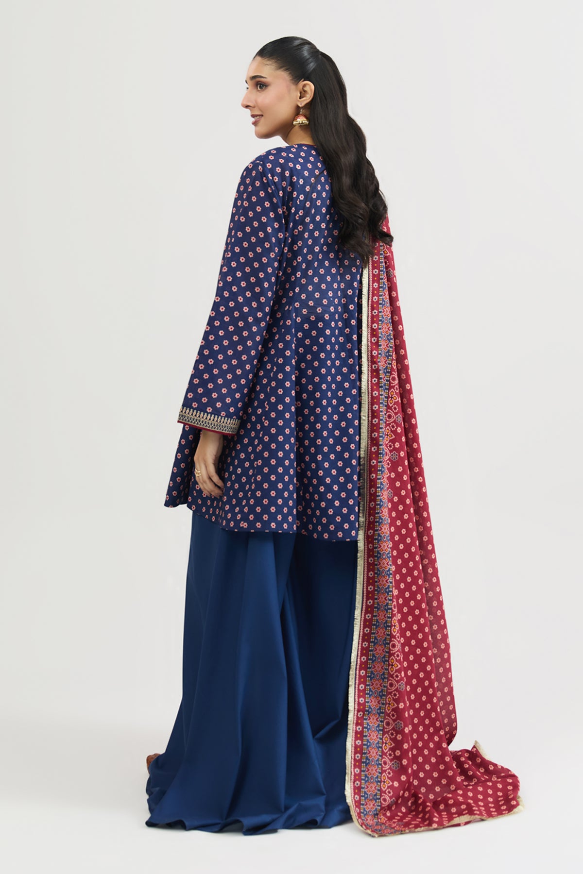 LAWN | EMBROIDERED - Shop Now at Kayseria