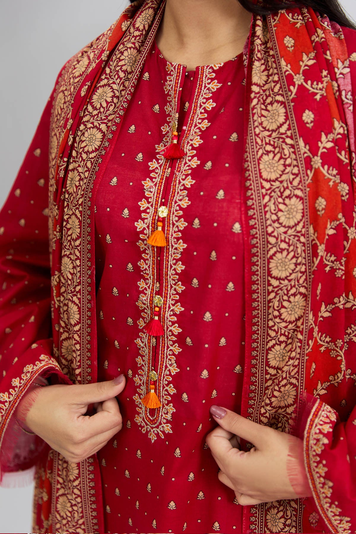 LAWN | EMBROIDERED - Shop Now at Kayseria