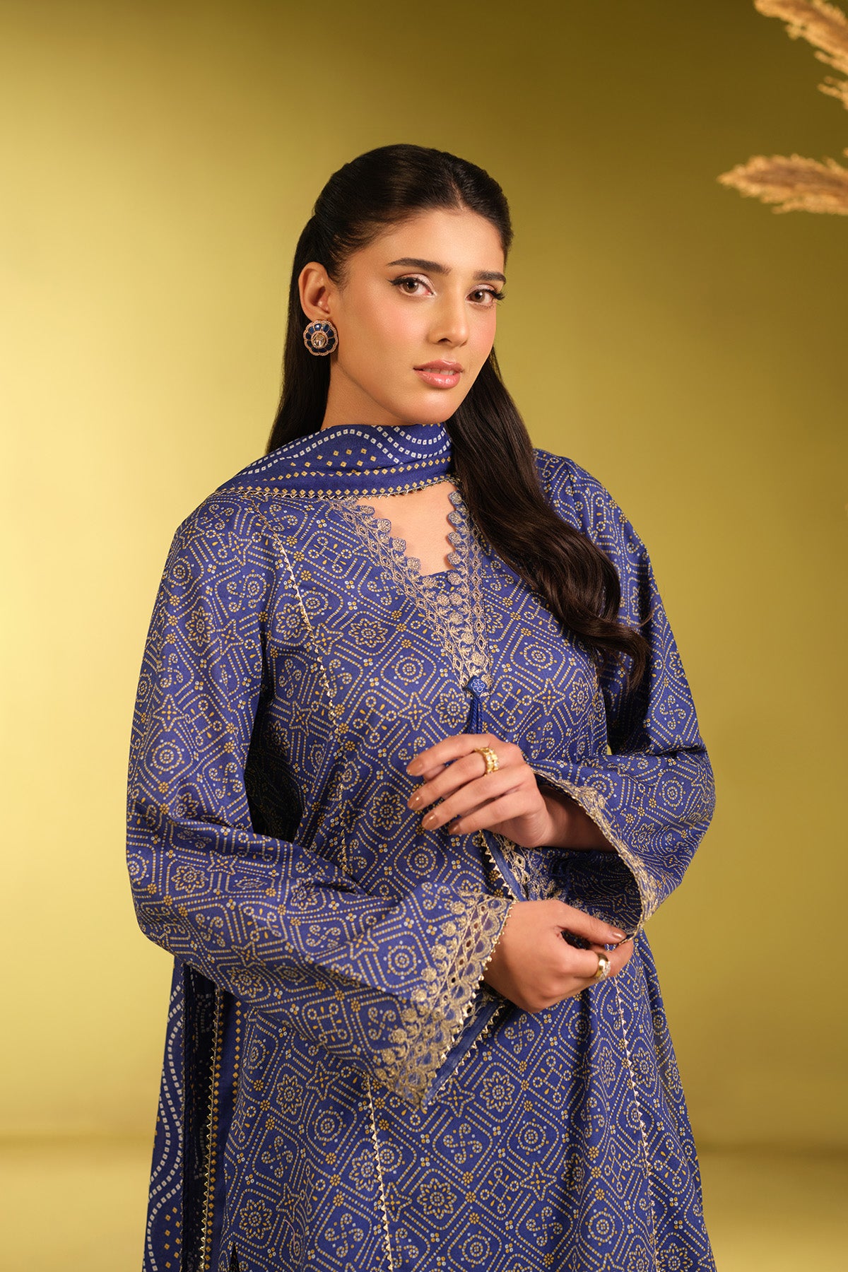 LAWN | EMBROIDERED - Shop Now at Kayseria