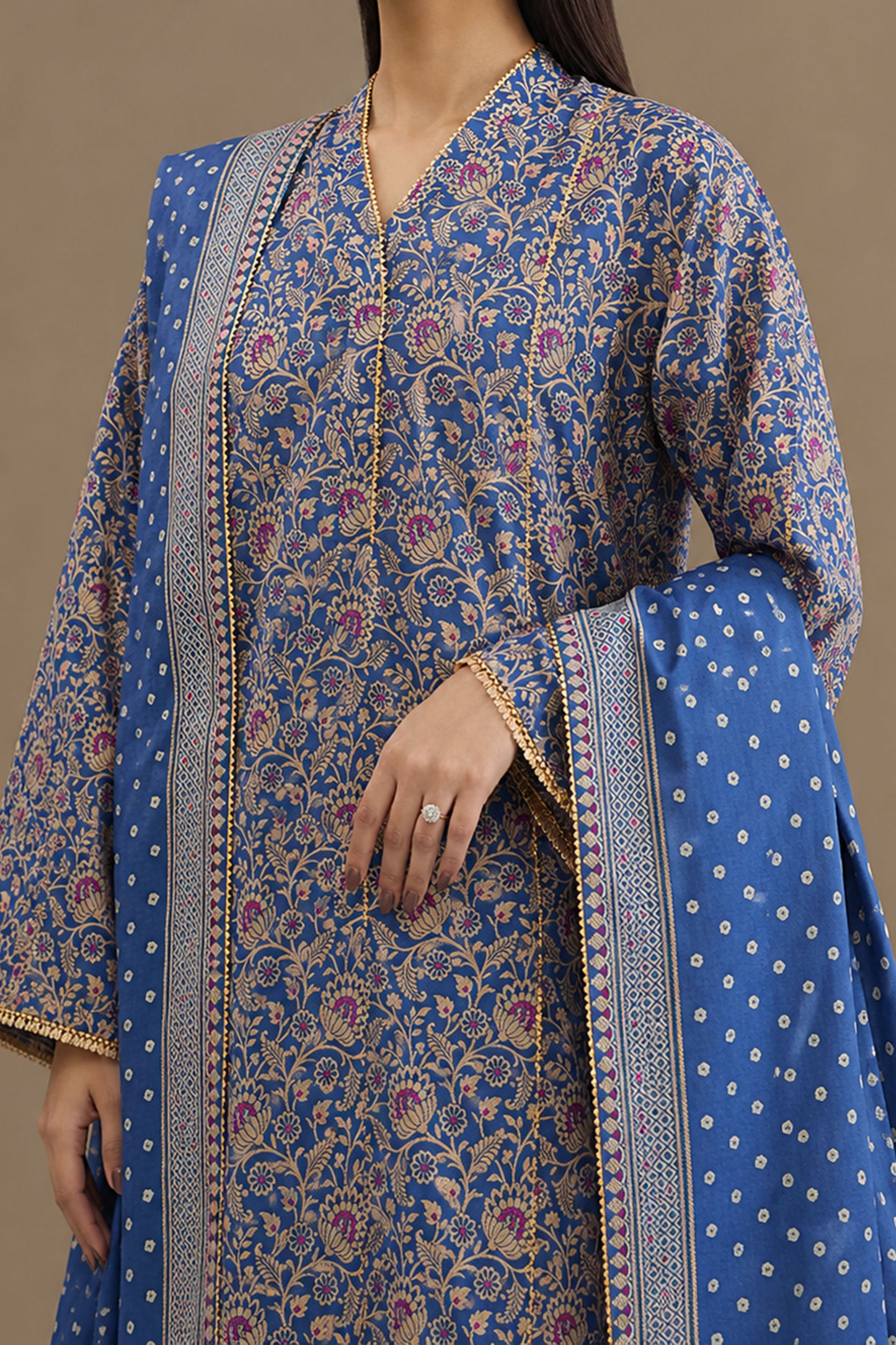 LAWN | PRINTED