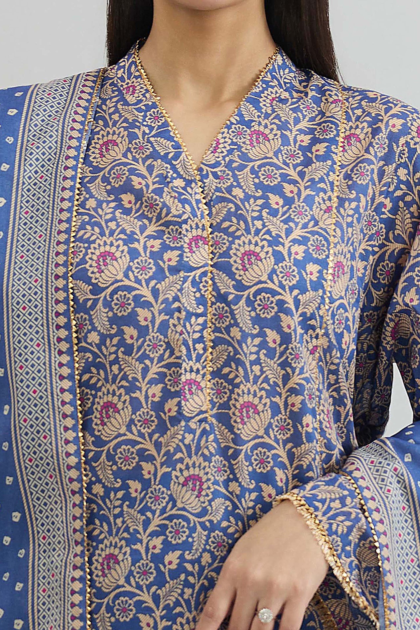 LAWN | PRINTED