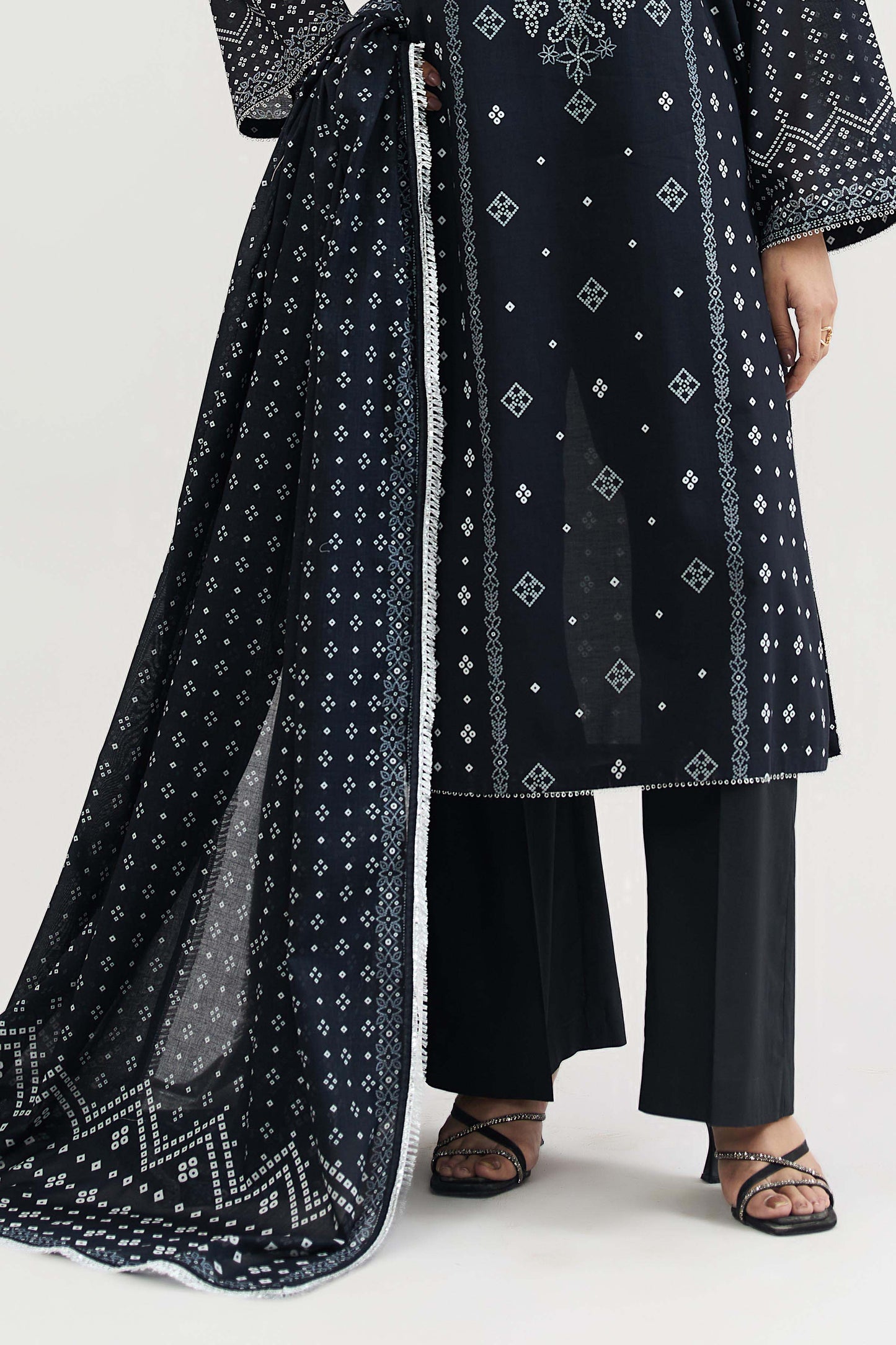 LAWN | PRINTED