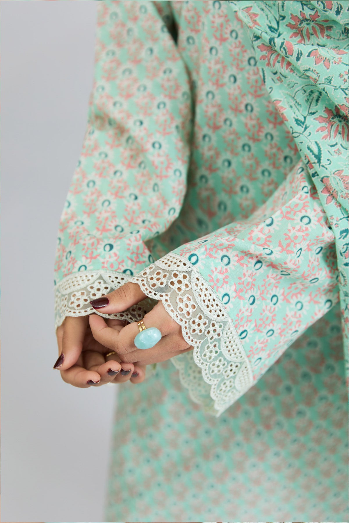 LAWN | EMBROIDERED - Shop Now at Kayseria