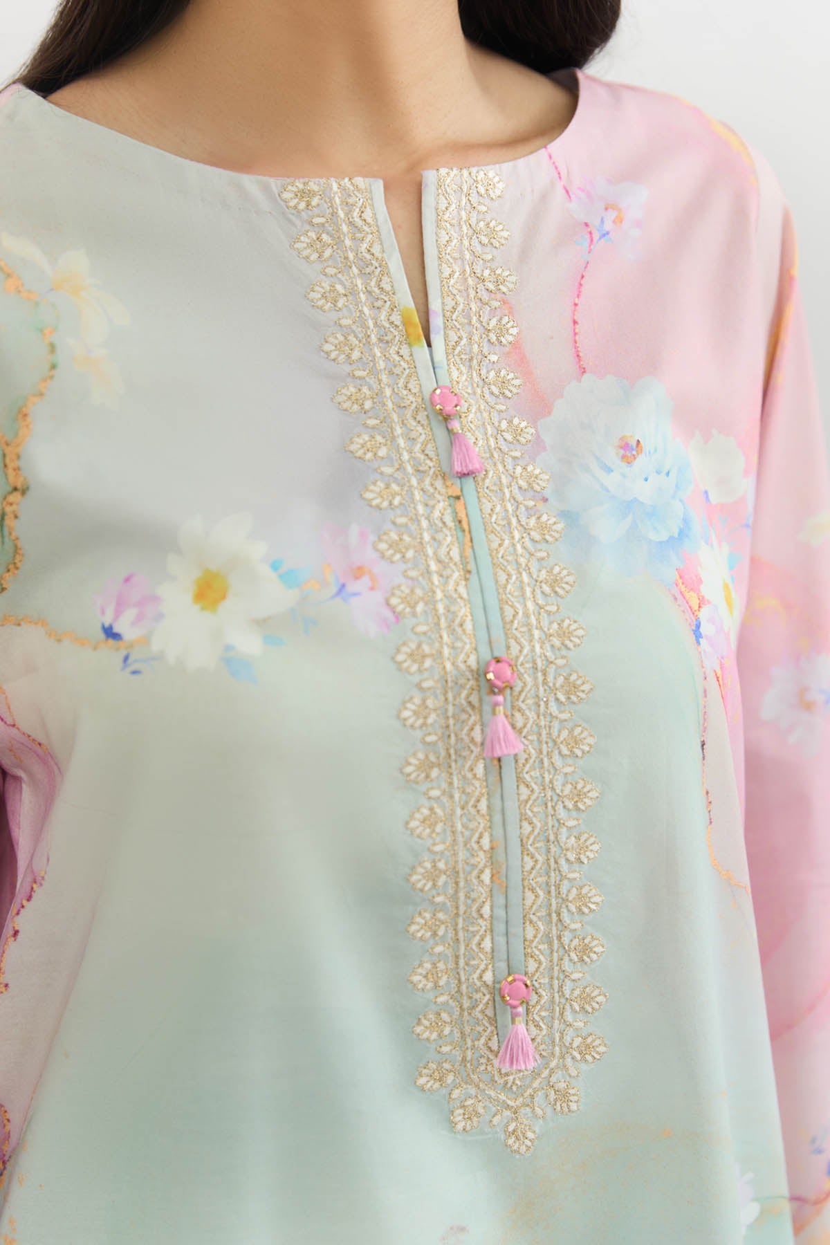 LAWN | EMBROIDERED - Shop Now at Kayseria