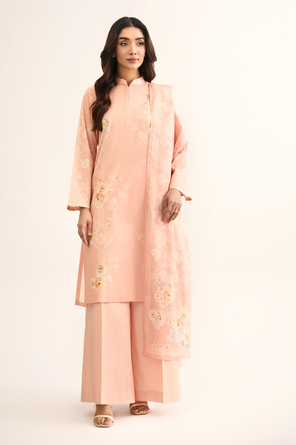 LAWN | EMBROIDERED - Shop Now at Kayseria