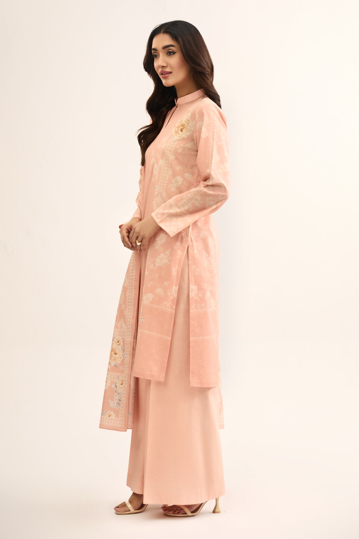 LAWN | EMBROIDERED - Shop Now at Kayseria