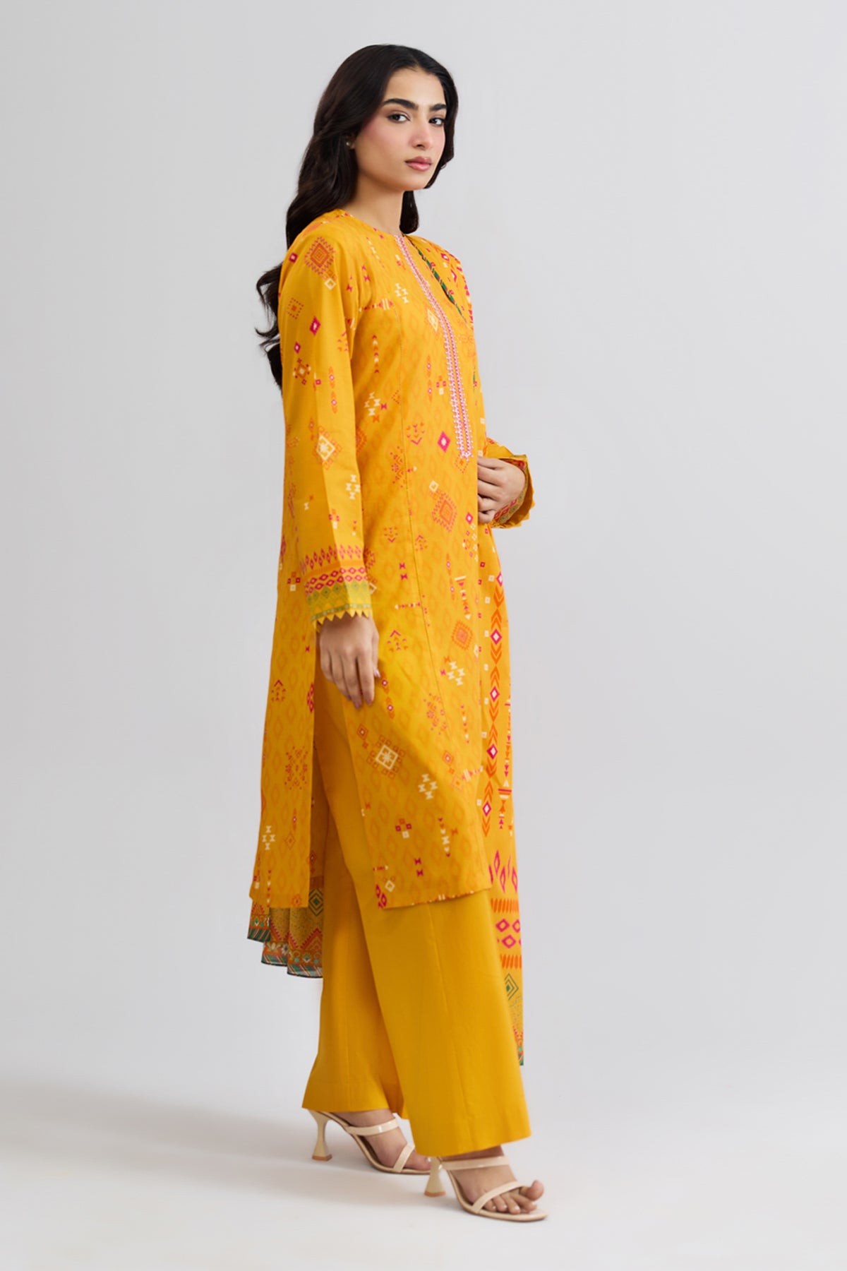 LAWN | PRINTED - Shop Now at Kayseria