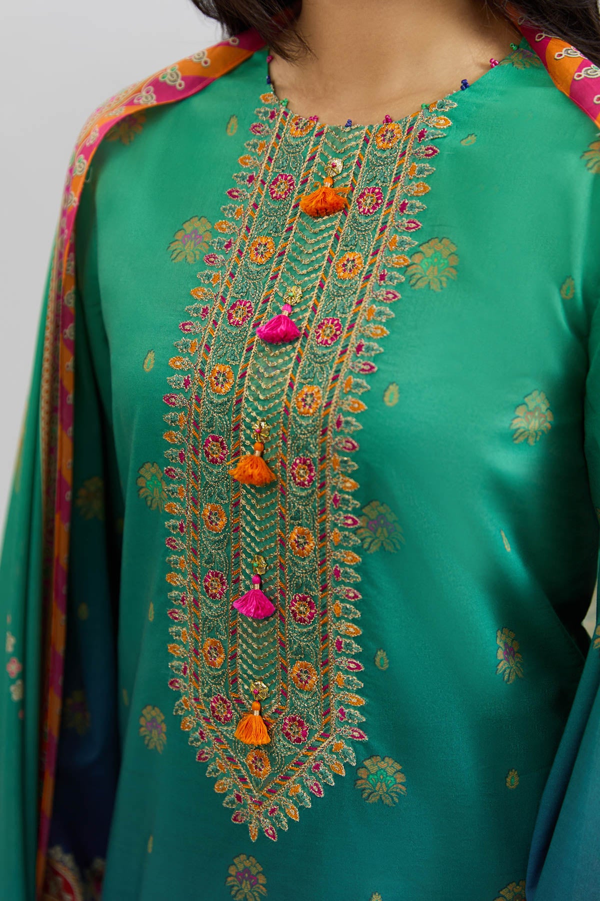 LAWN | EMBROIDERED - Shop Now at Kayseria