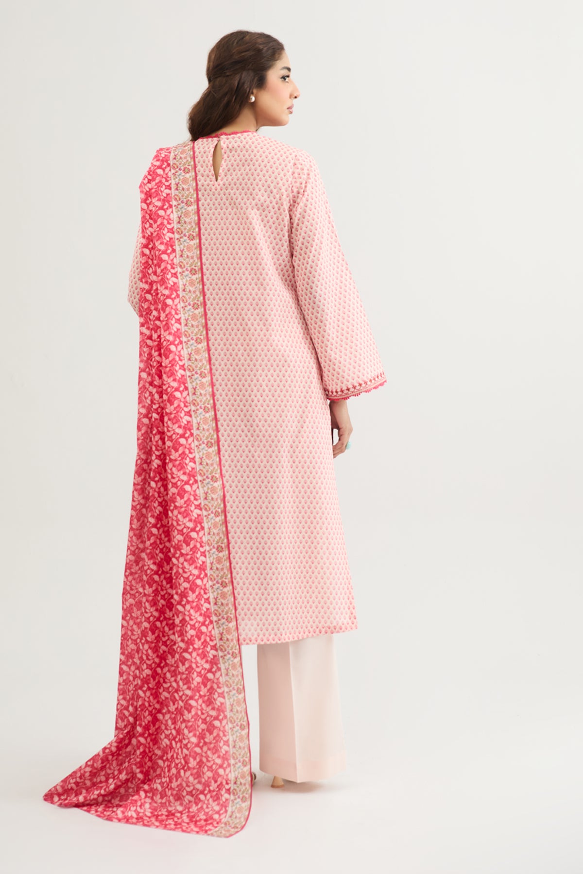 LAWN | EMBROIDERED - Shop Now at Kayseria