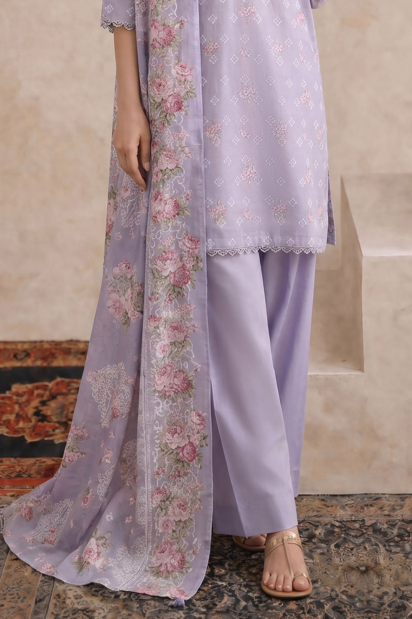 LAWN | EMBROIDERED