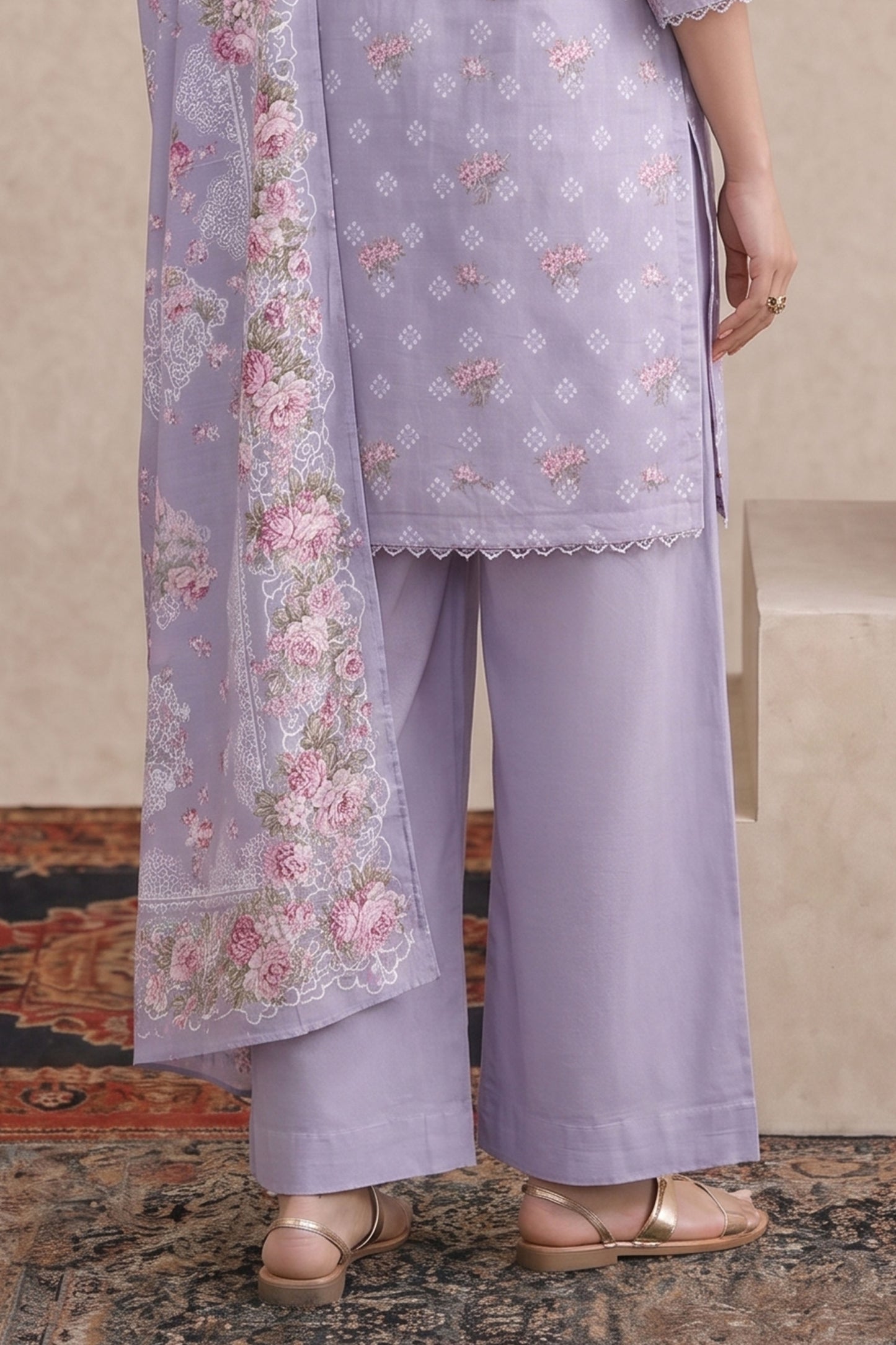 LAWN | EMBROIDERED
