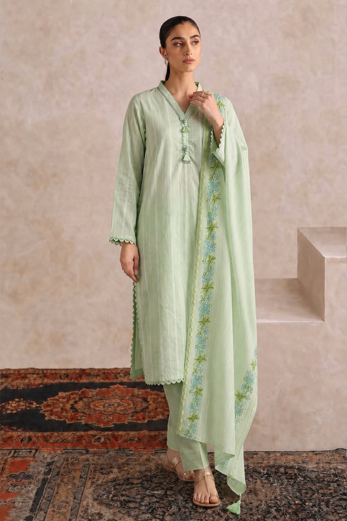 LAWN | PRINTED