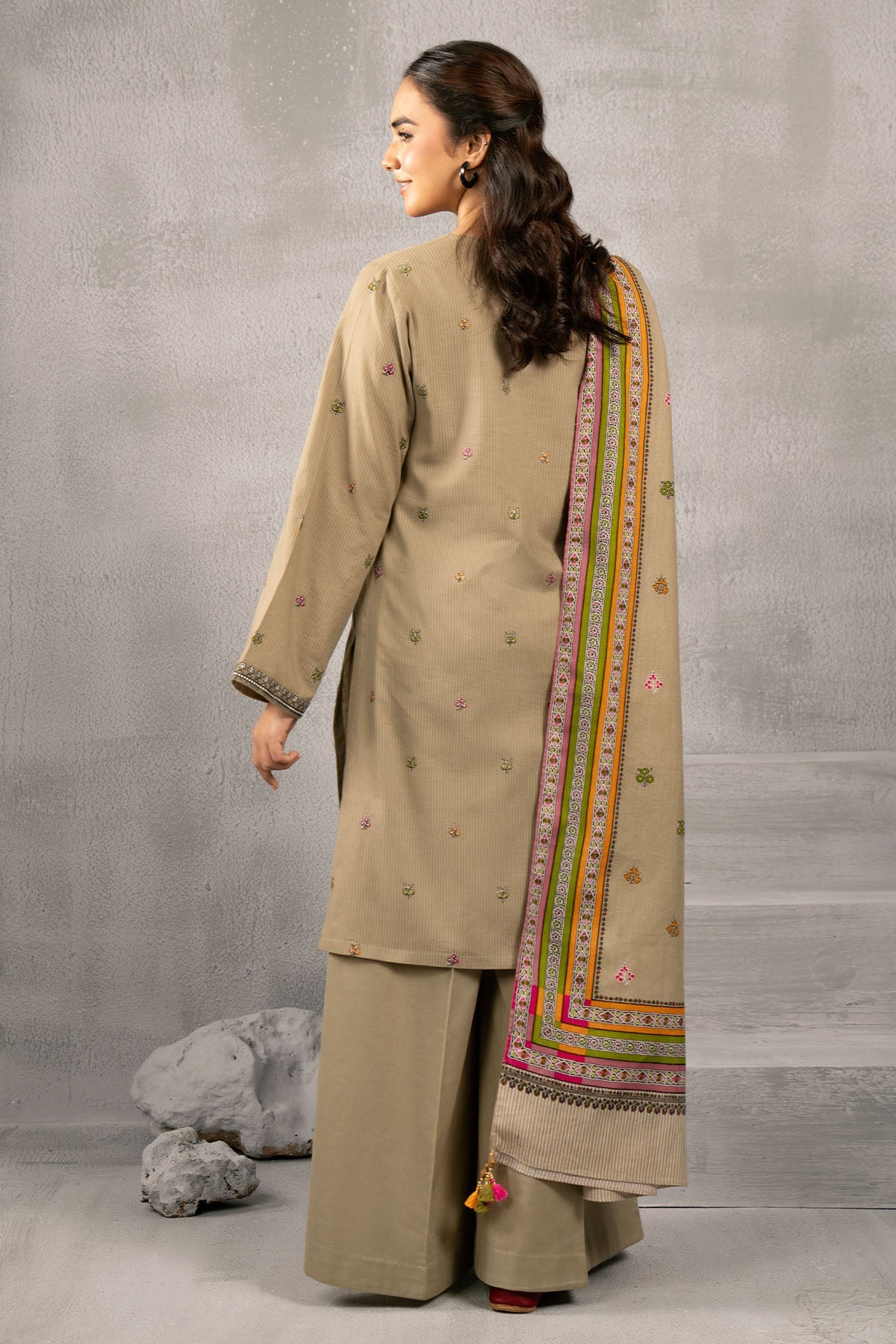 3 Piece - Embroidered Khaddar Suit - Shop Now at Kayseria