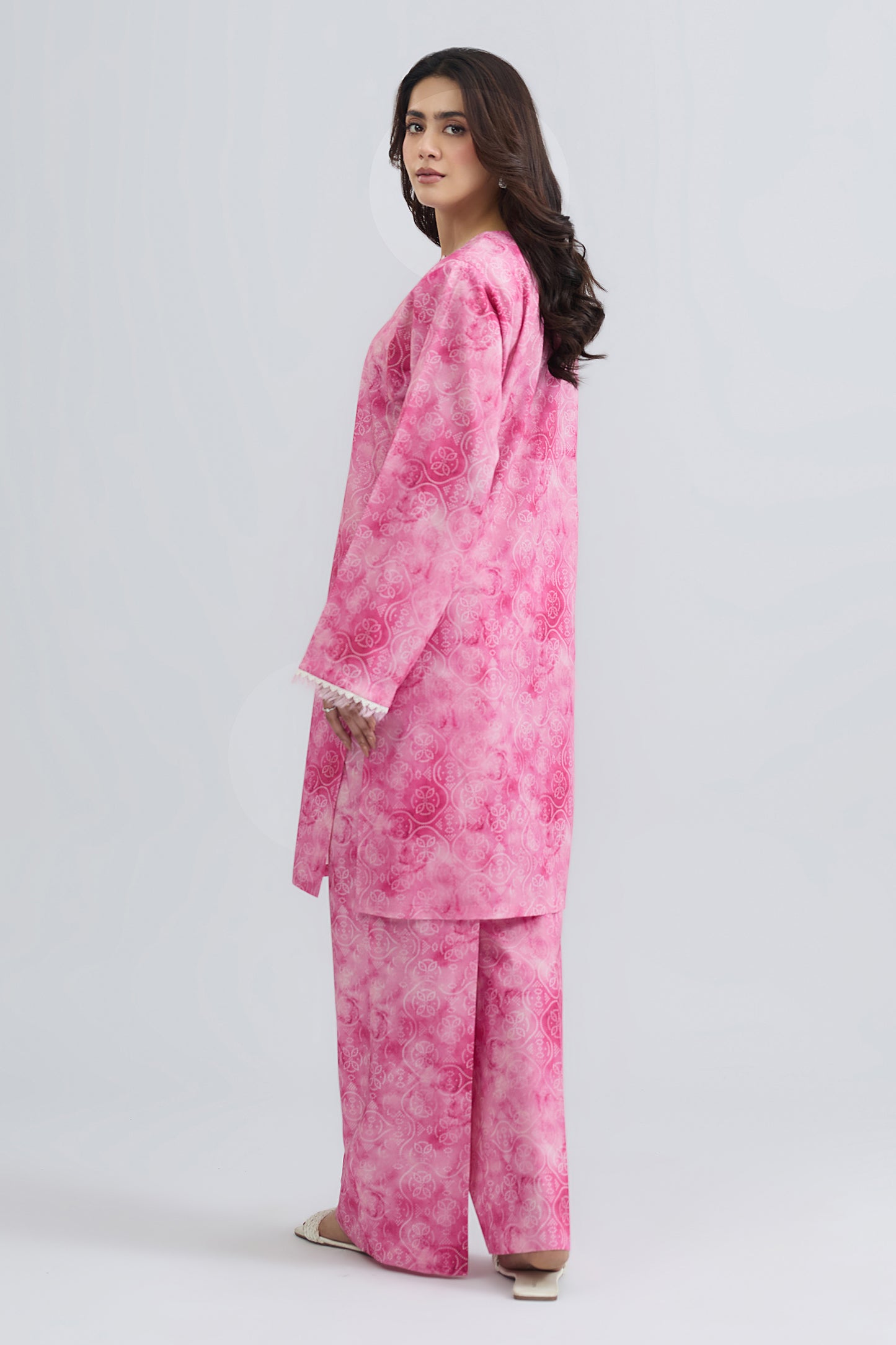 LAWN | EMBROIDERED