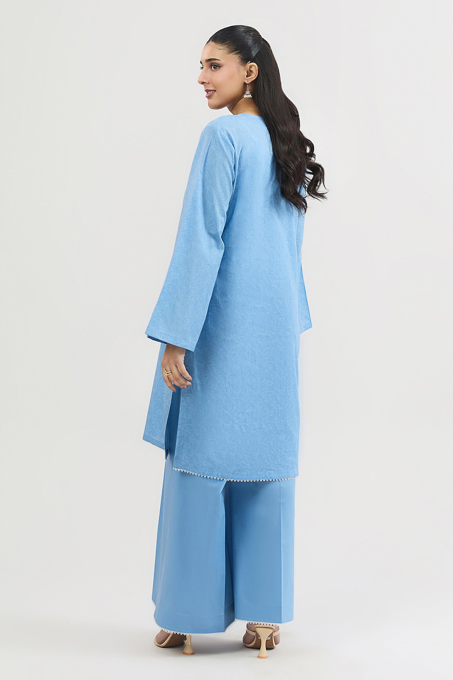 LAWN | EMBROIDERED