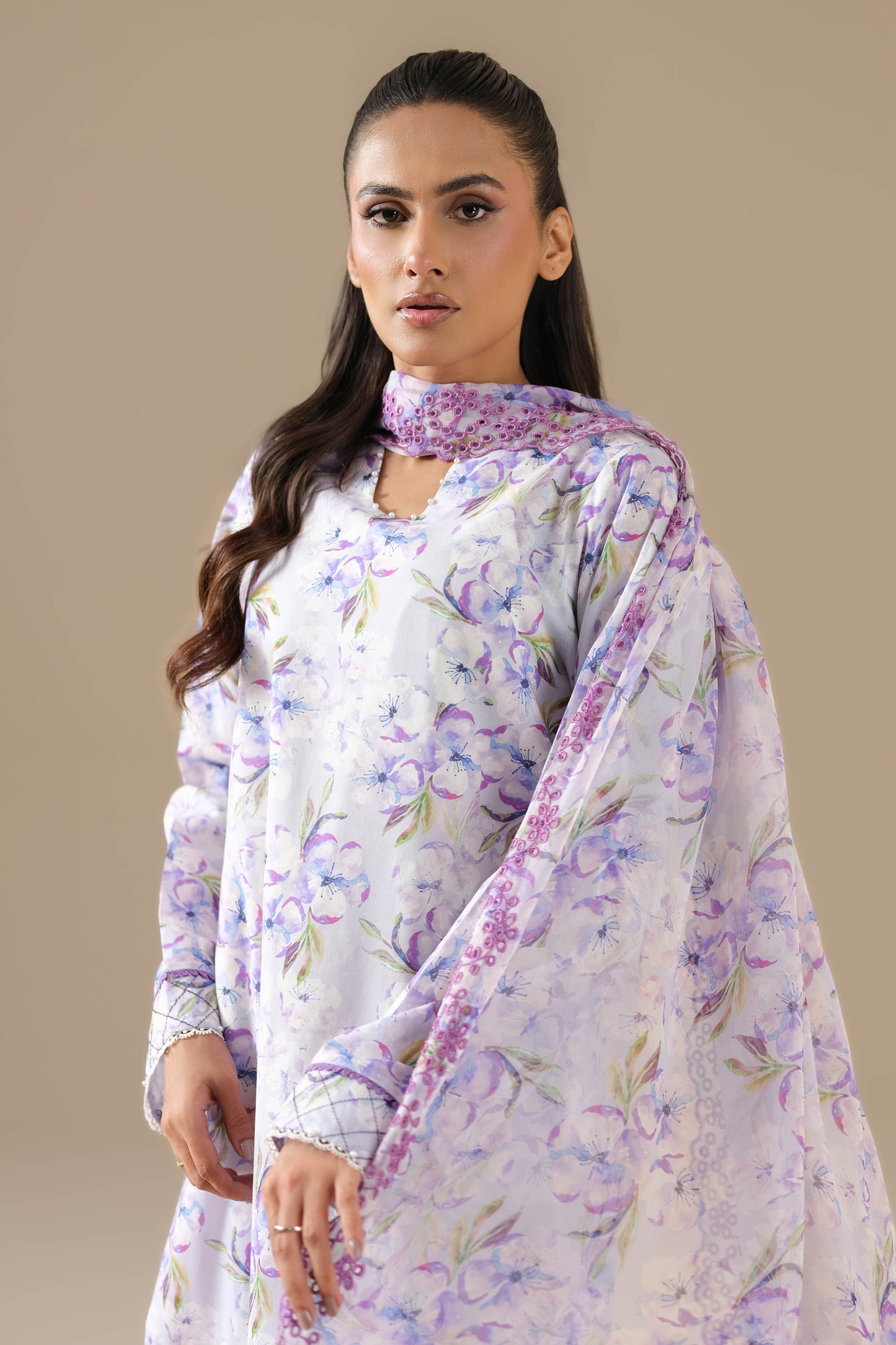 LAWN | EMBROIDERED