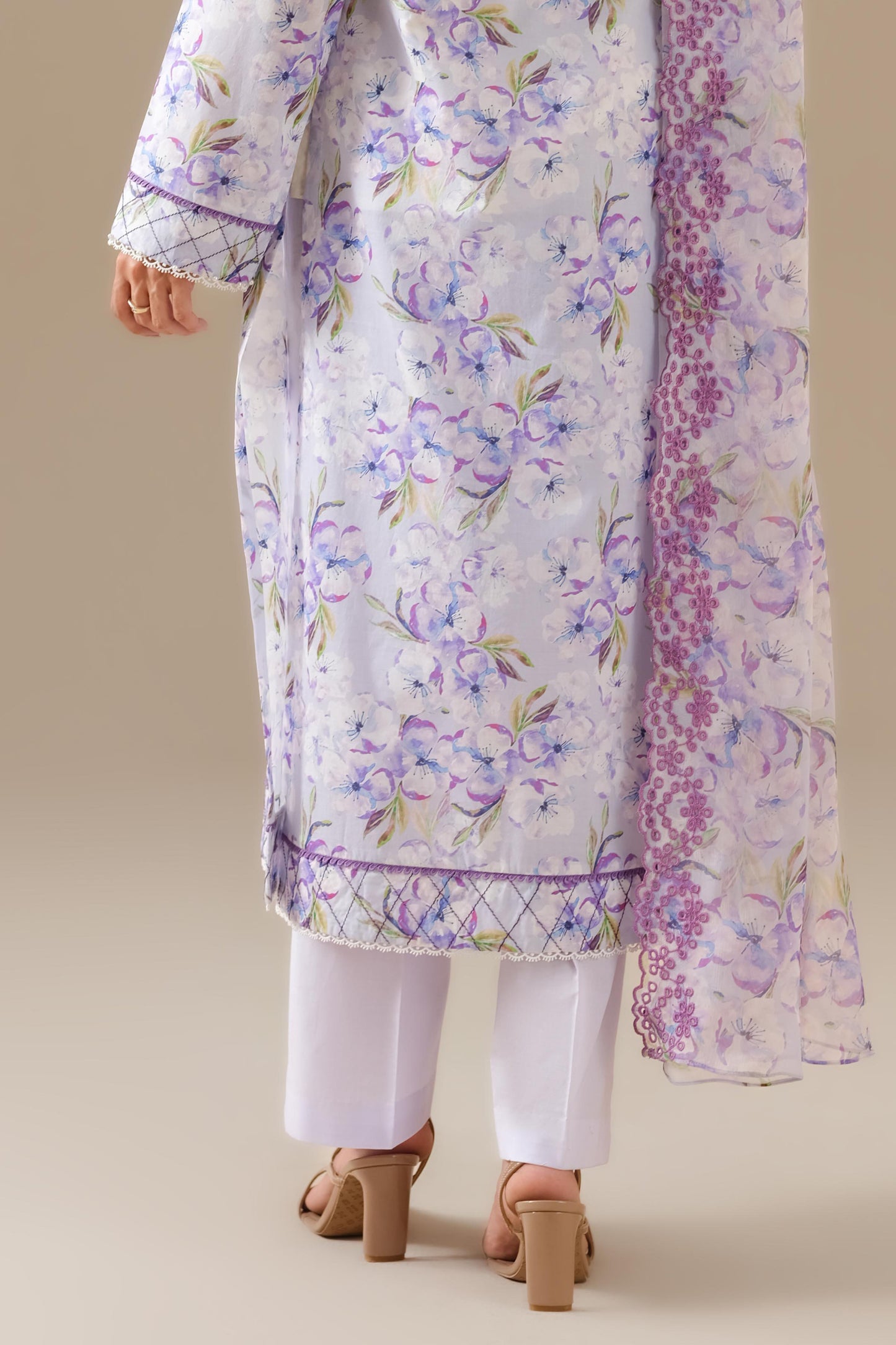 LAWN | EMBROIDERED
