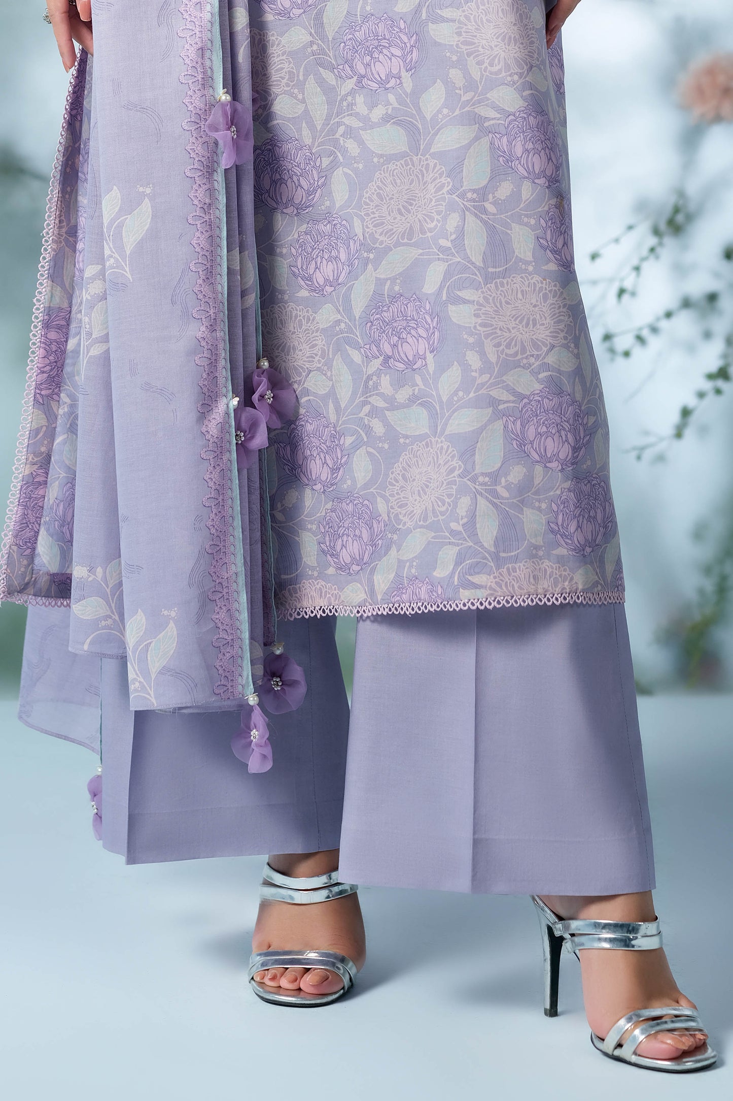 LAWN | PRINTED
