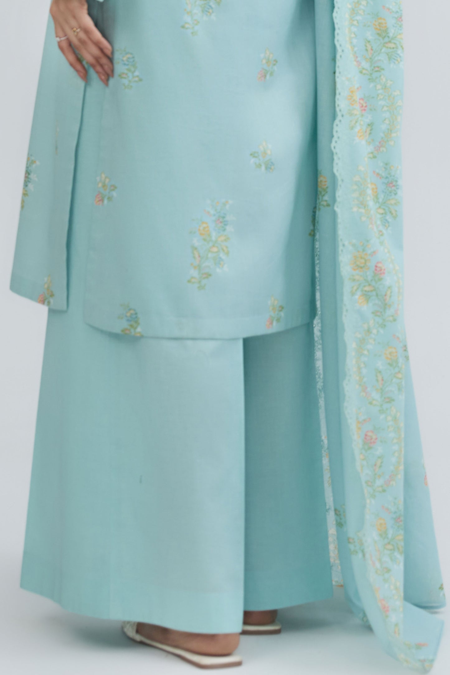 LAWN | EMBROIDERED