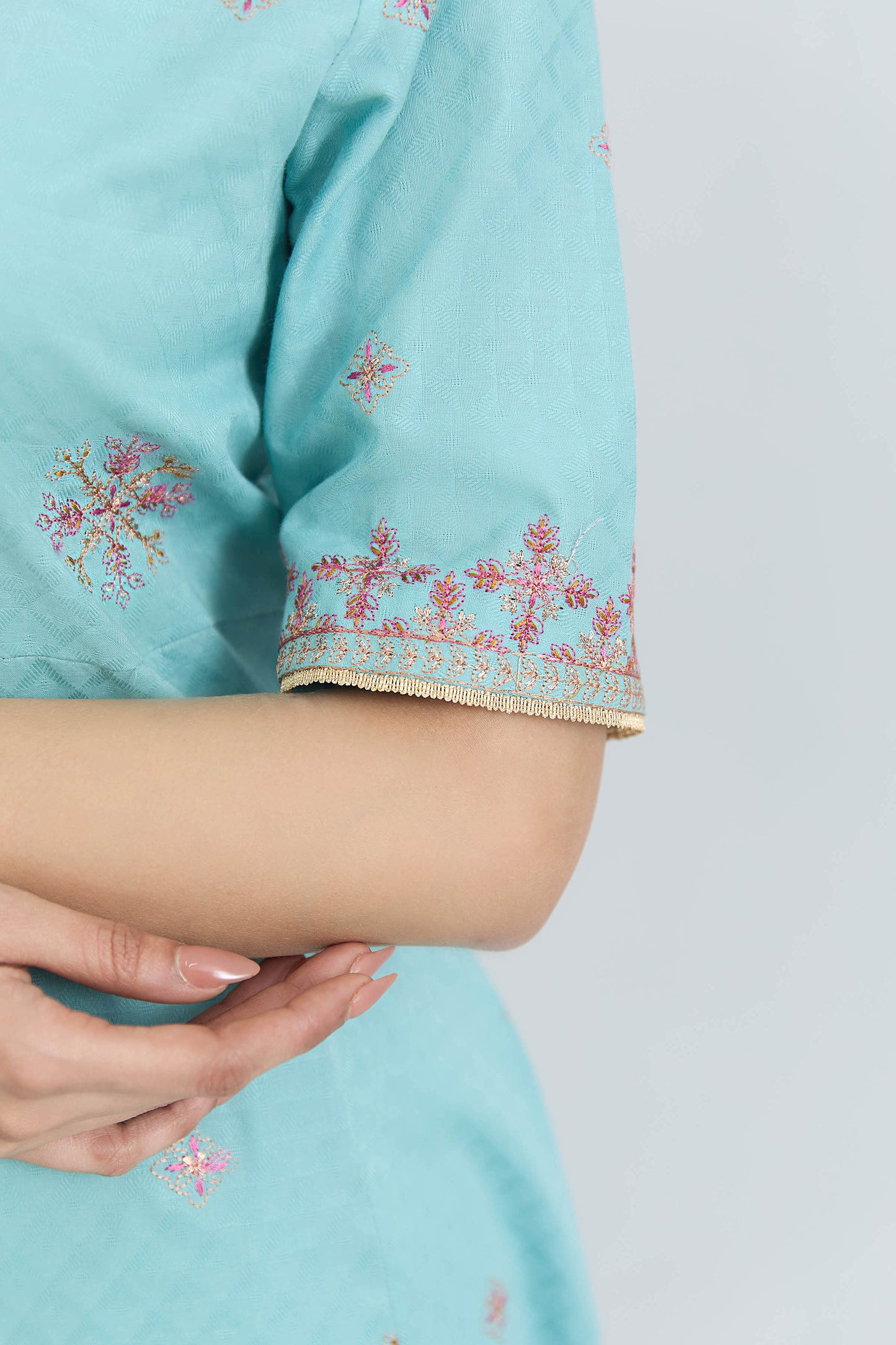 JACQUARD | EMBROIDERED
