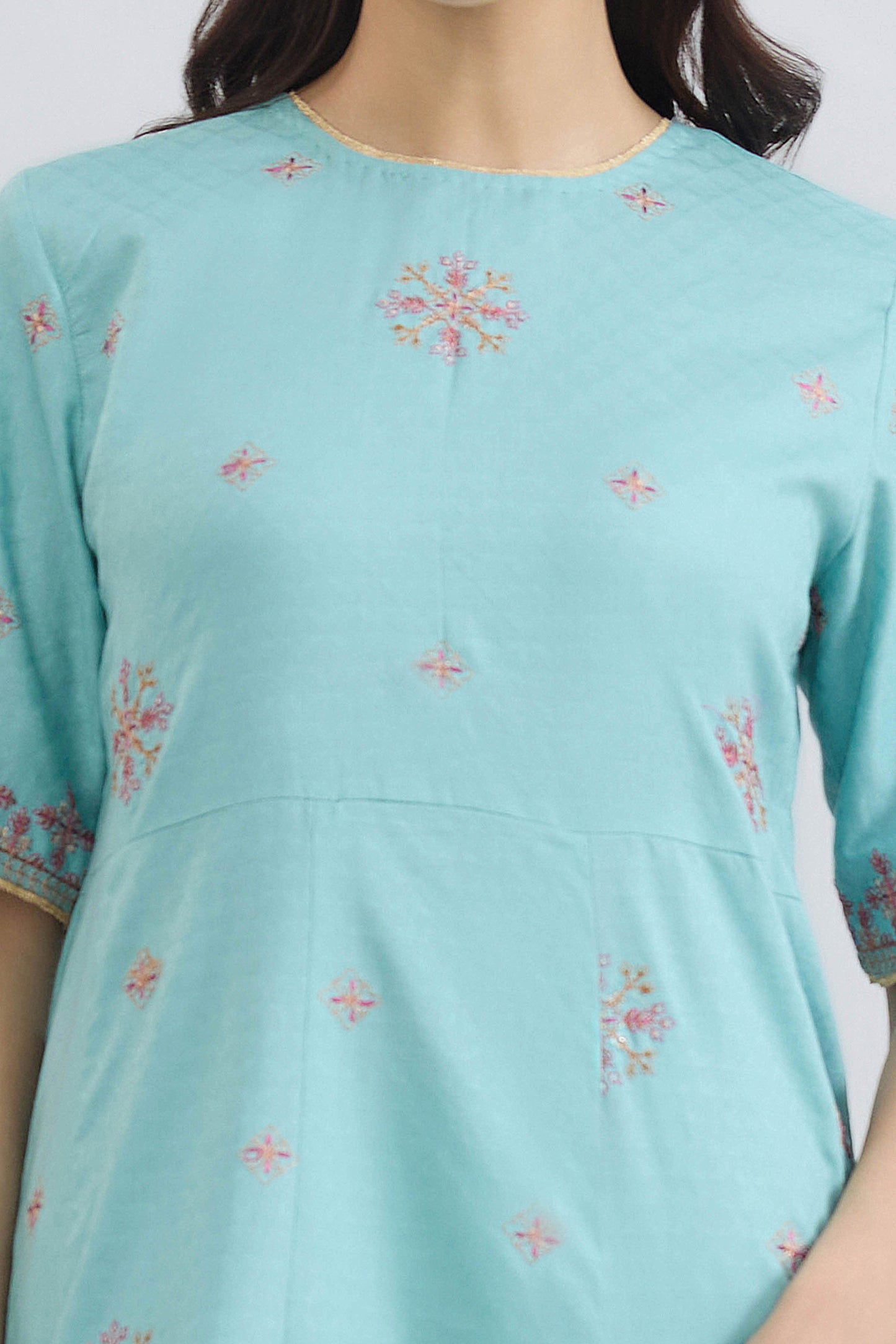 JACQUARD | EMBROIDERED