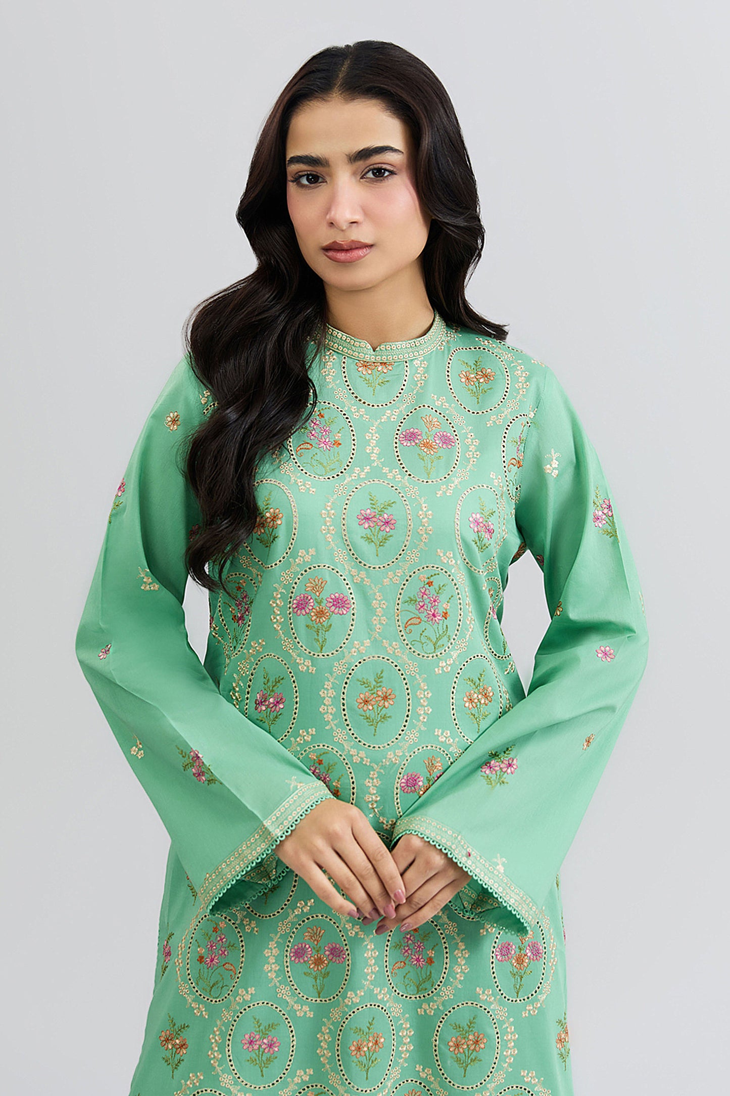 LAWN | EMBROIDERED